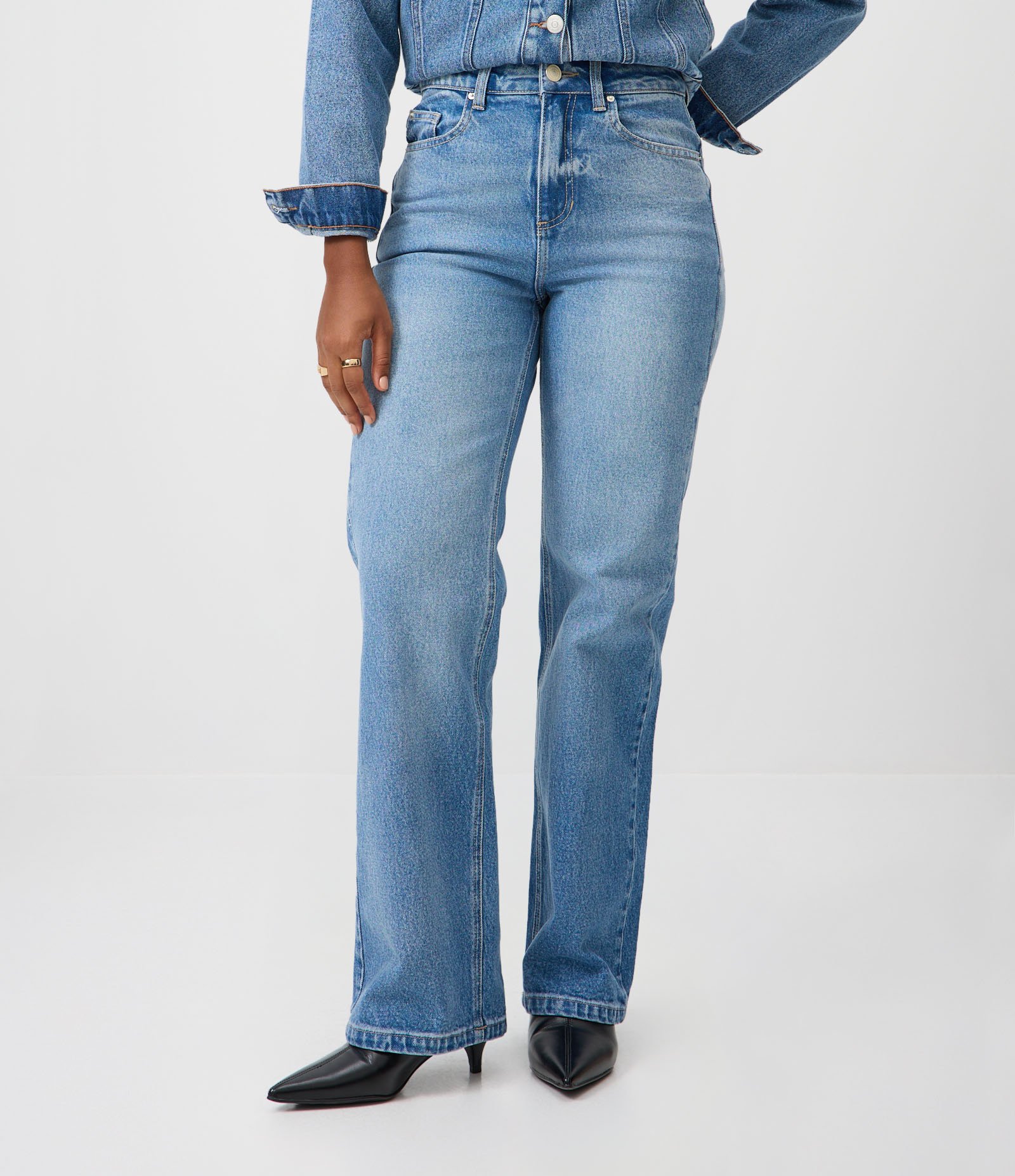Calça Reta Comfort em Jeans Premium com Cintura Alta Azul Claro 2