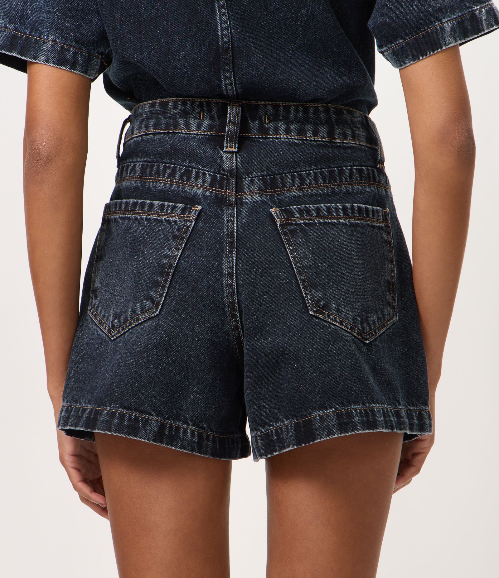 Short Evasê em com Recortes Diferenciados Azul 5