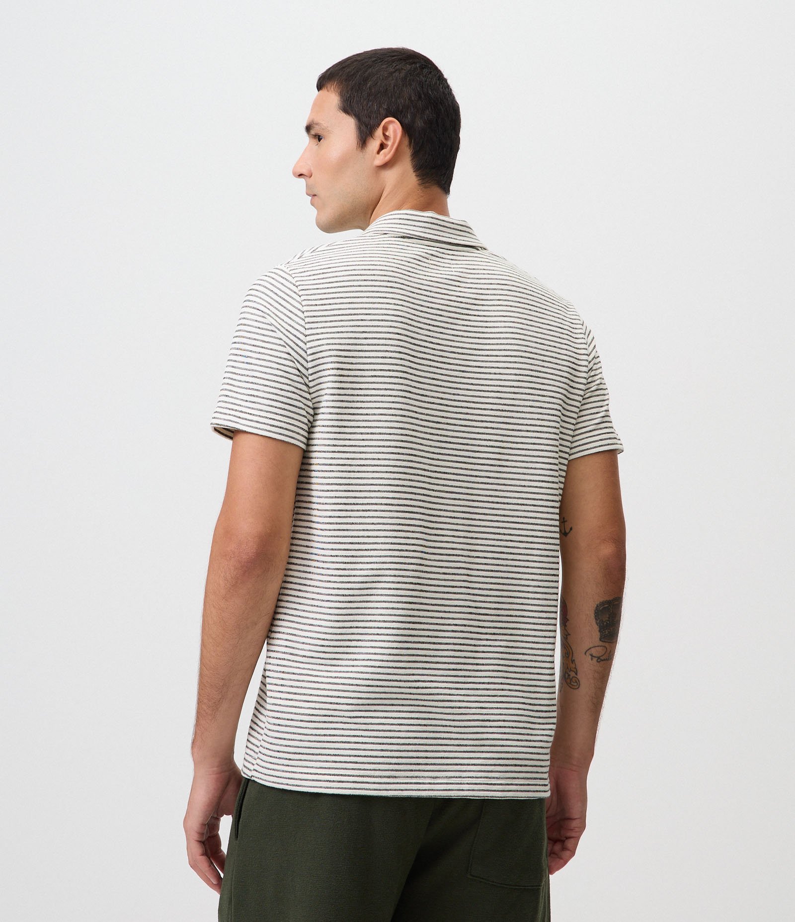 Camiseta Polo com Estampa Listrada Branco 3