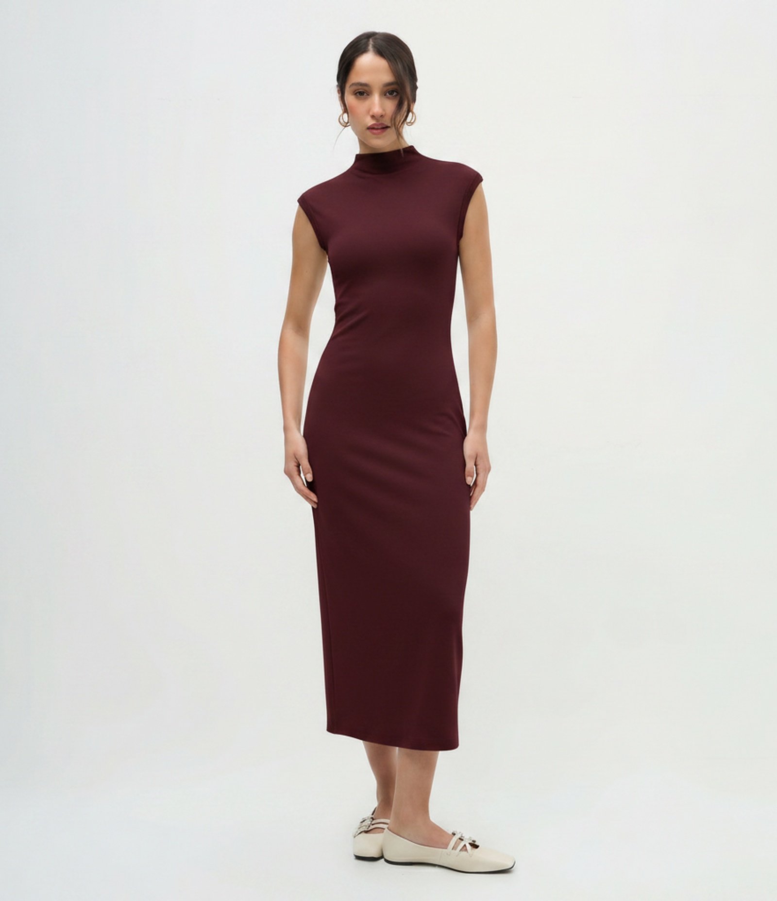 Vestido Midi em Ponto Roma com Ombros Contrastantes Bordô 1