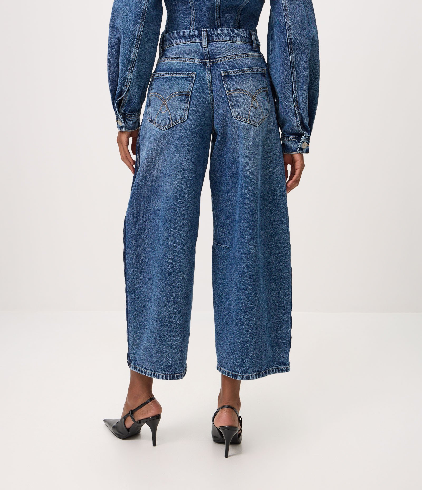 Calça Barrel Jeans com Recortes Laterais e Cintura Alta Azul 5