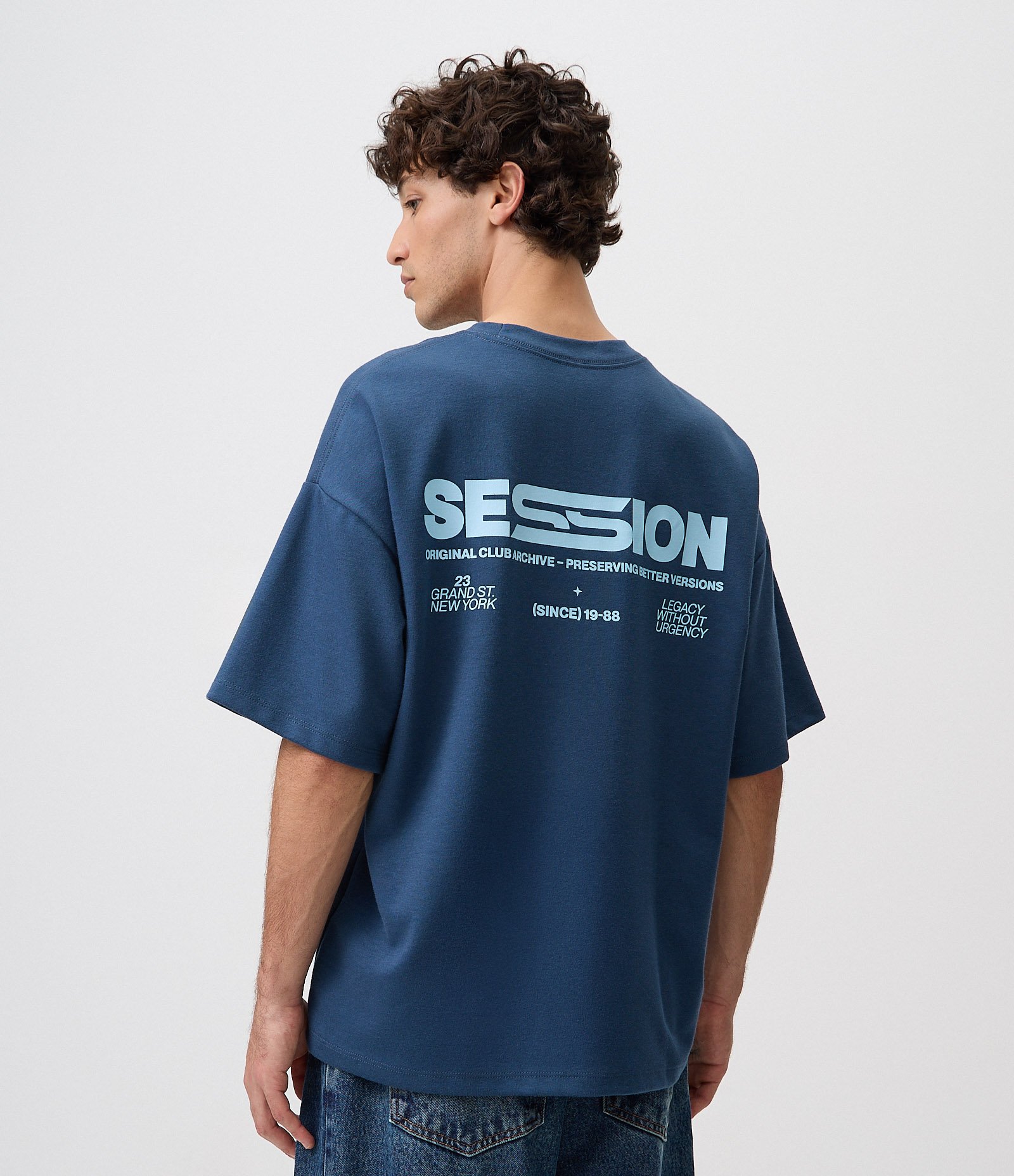 Camiseta Oversized em Malha Encorpada com Lettering Session Azul 3