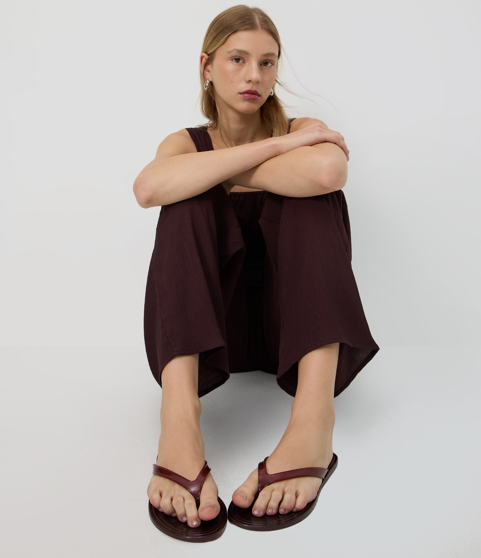 Rasteira Mule com Tiras Transparentes Caramelo 6