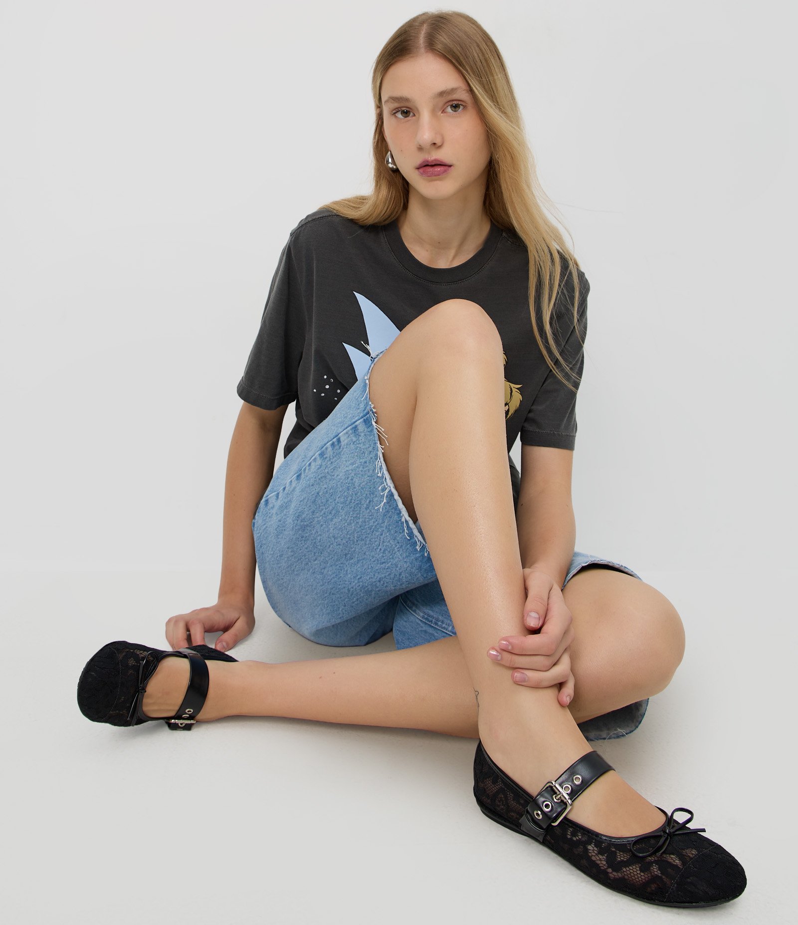 Sapatilha em Renda com Tira e Fivela Preto 7