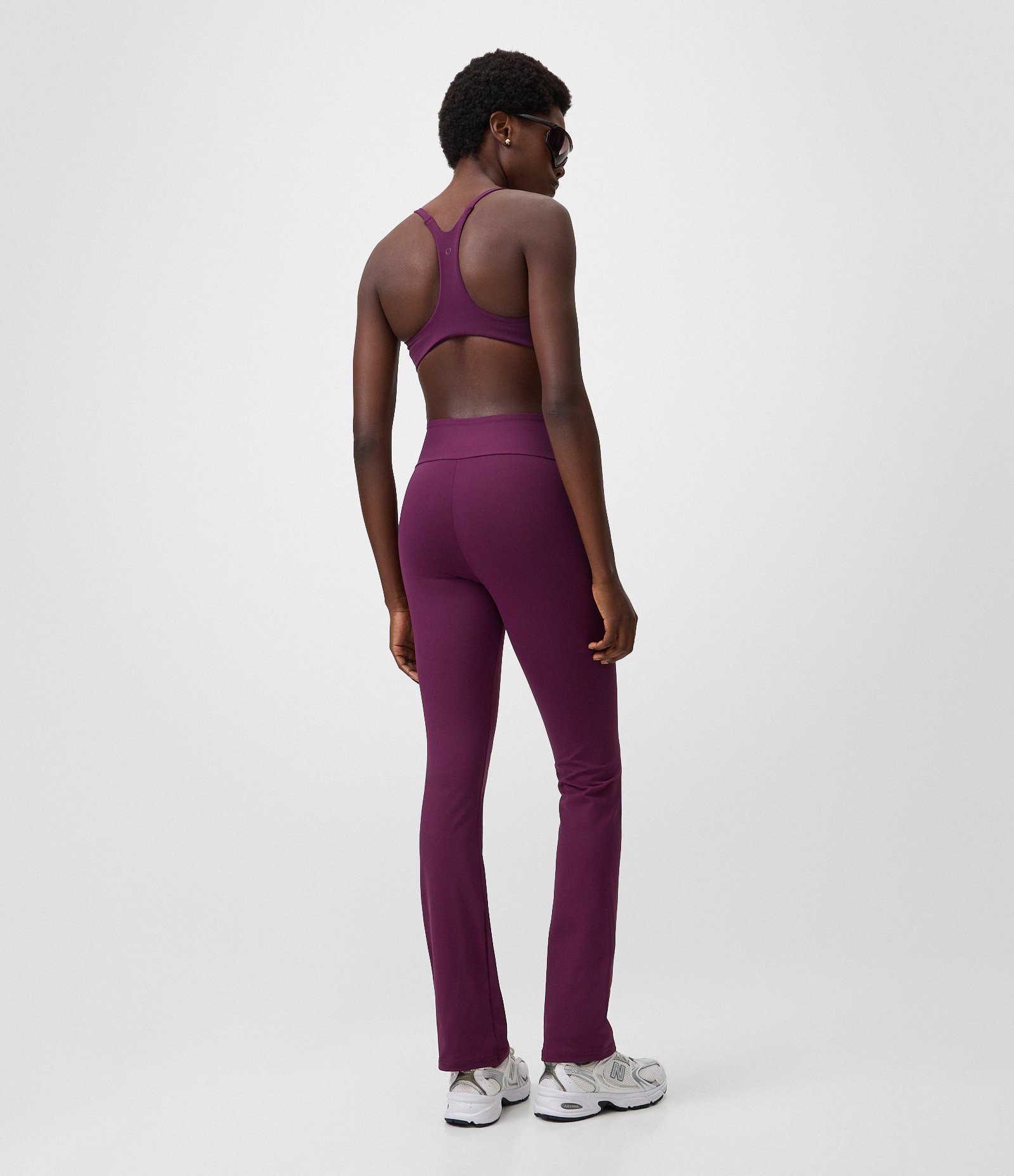 Calça Esportiva Reta em Microfibra Roxo 3