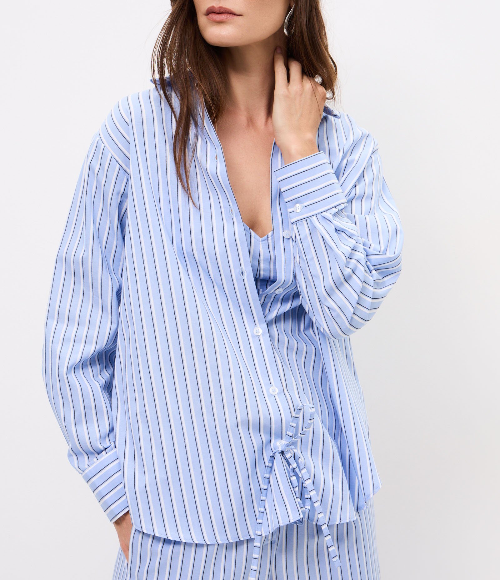 Camisa Oversized em Tricoline Listrada Azul 4