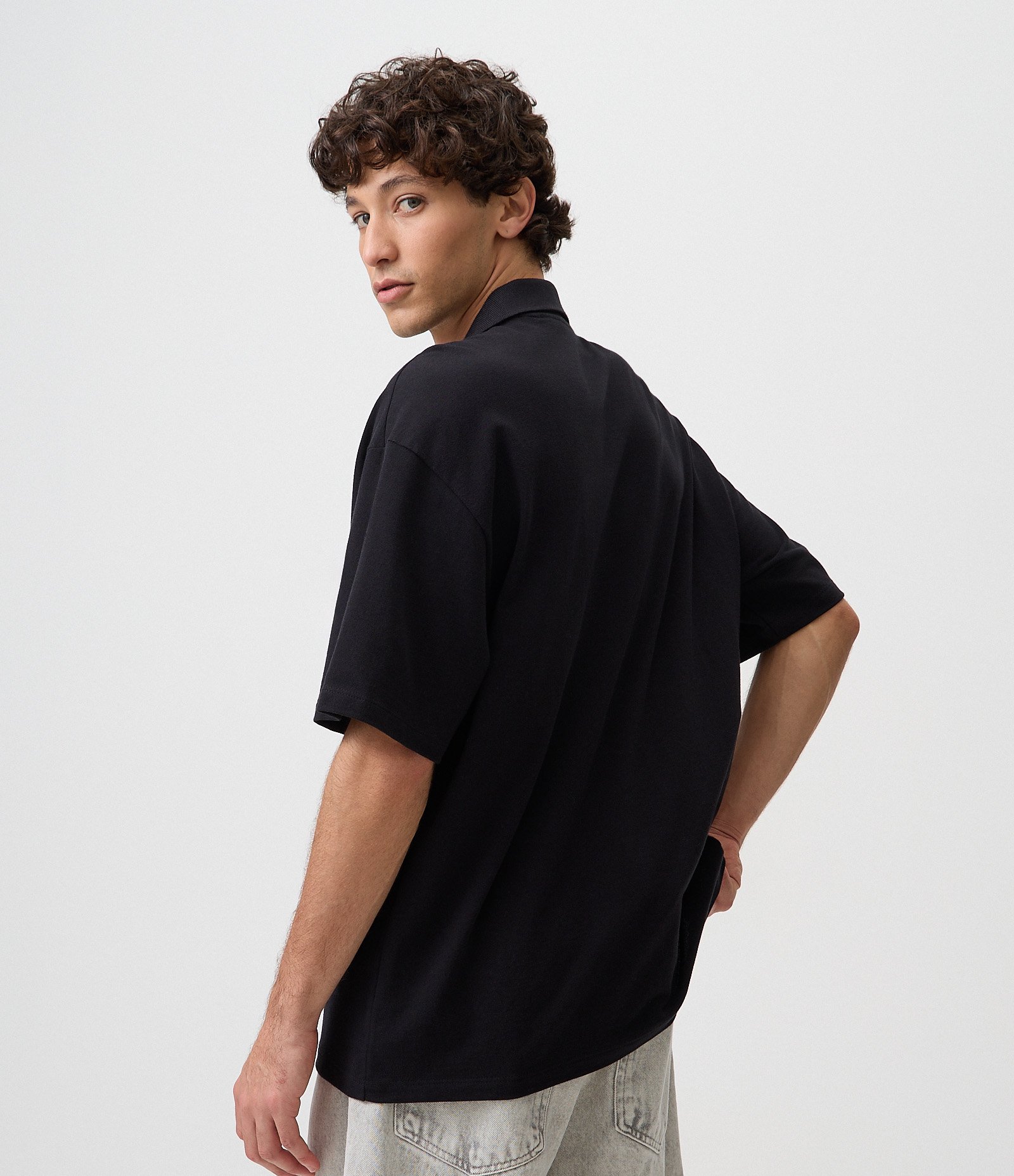 Camiseta Boxy com Gola Polo e Lettering Join The Hype Preto 3