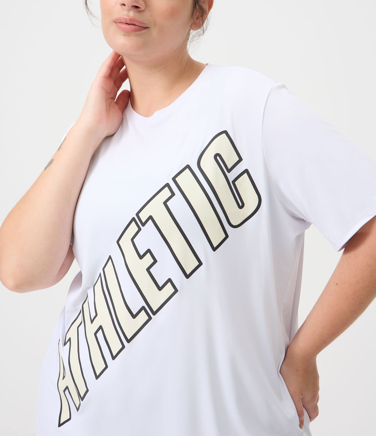 Camiseta Esportiva Regular em Poliamida Dry Athletic Curve & Plus Size Branco 4