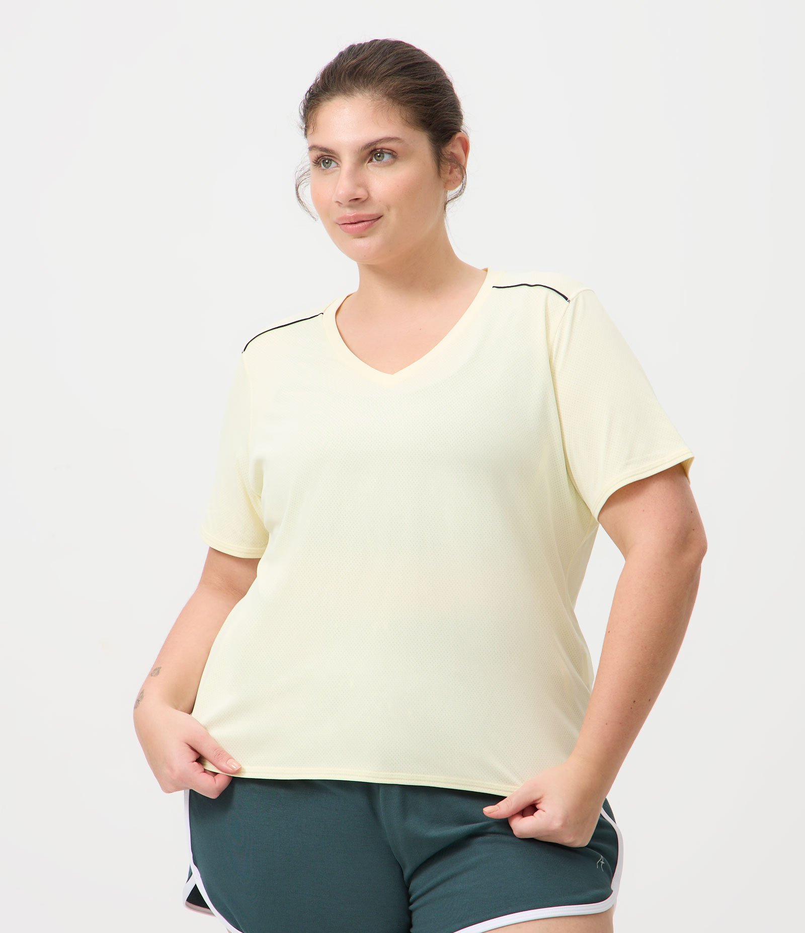 Camiseta Esportiva Dry em Poliamida Curve & Plus Size Amarelo 1