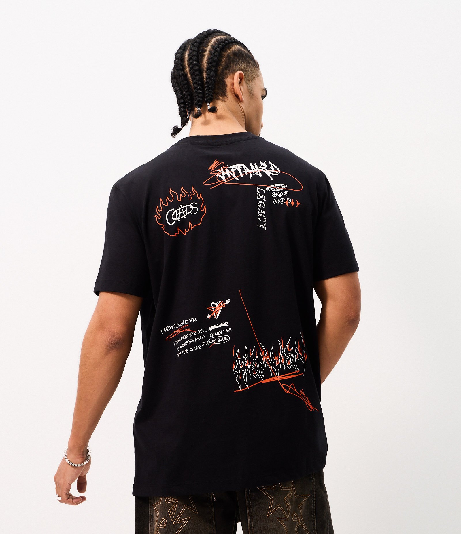 Camiseta Comfort em Algodão com Estampa Chaos Rabiscos Preto 1