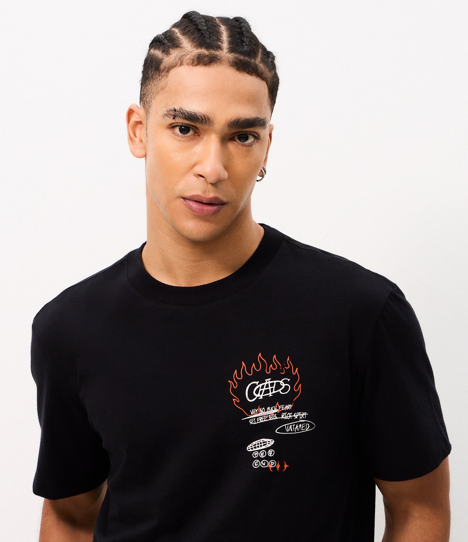 Camiseta Comfort em Algodão com Estampa Chaos Rabiscos Preto 3