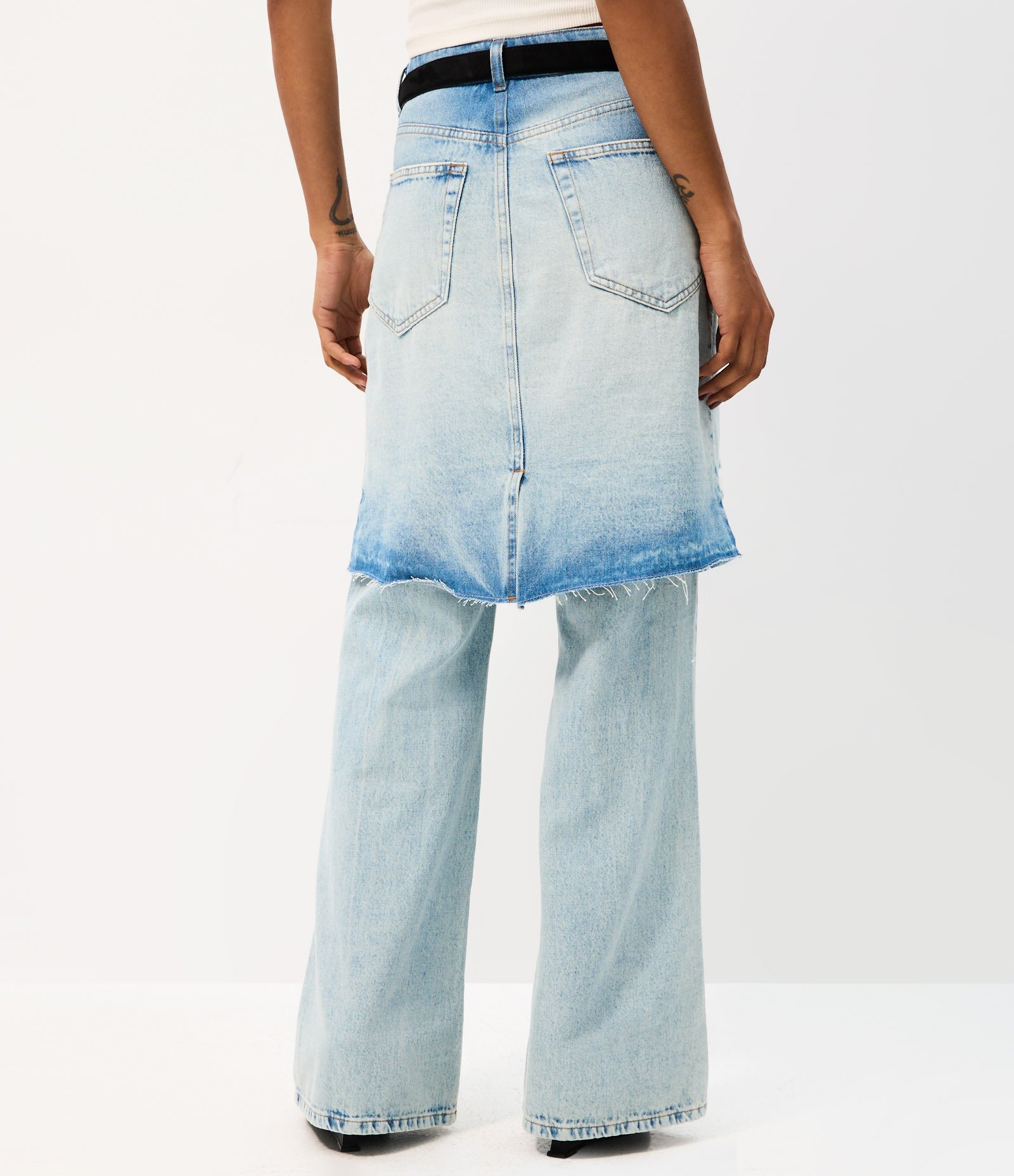 Calça Jeans Reta Ampla com Saia Sobreposta e Detalhes Destroyed Azul 4