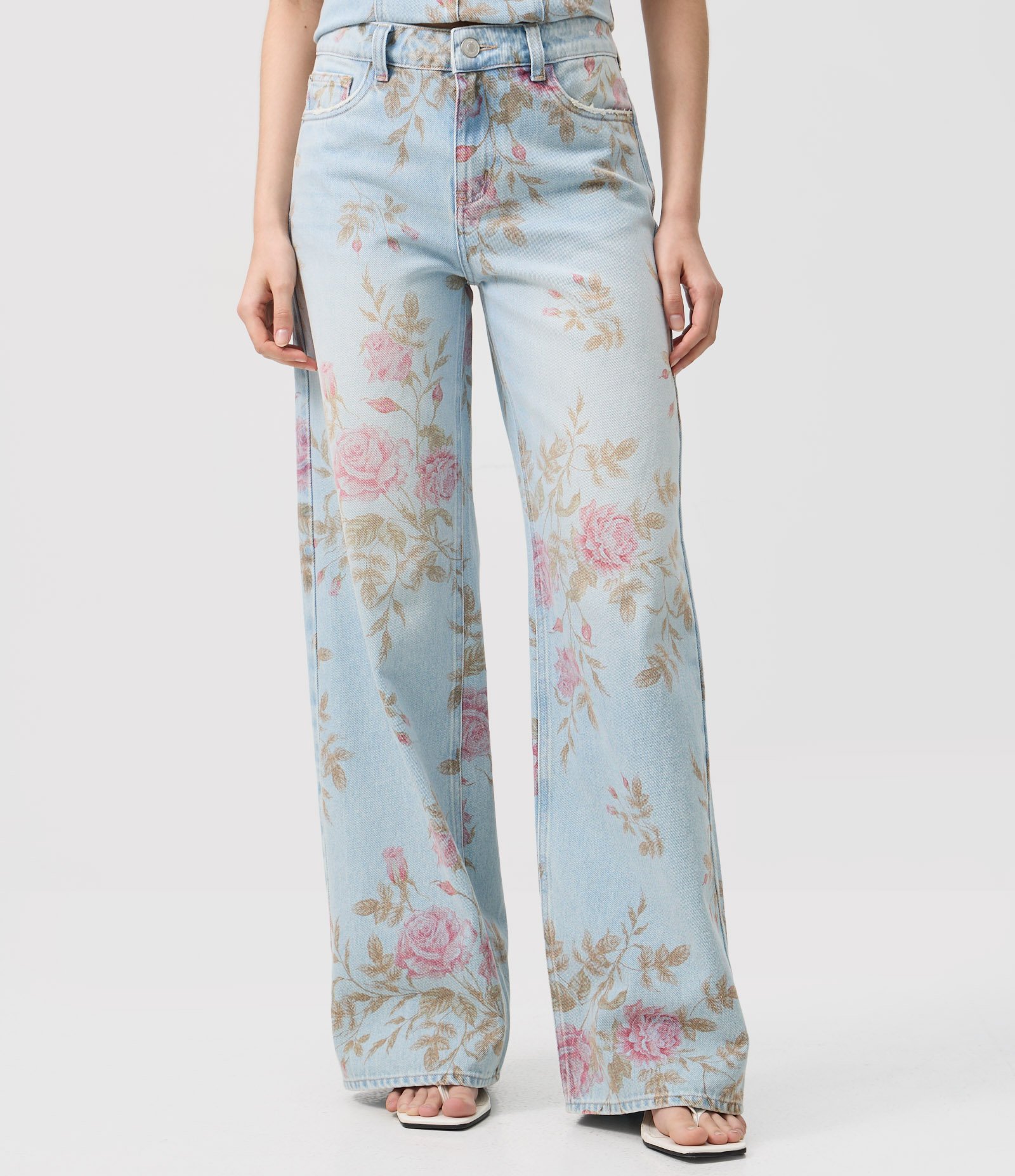 Calça Wide em Jeans com Estampa Floral Azul 2