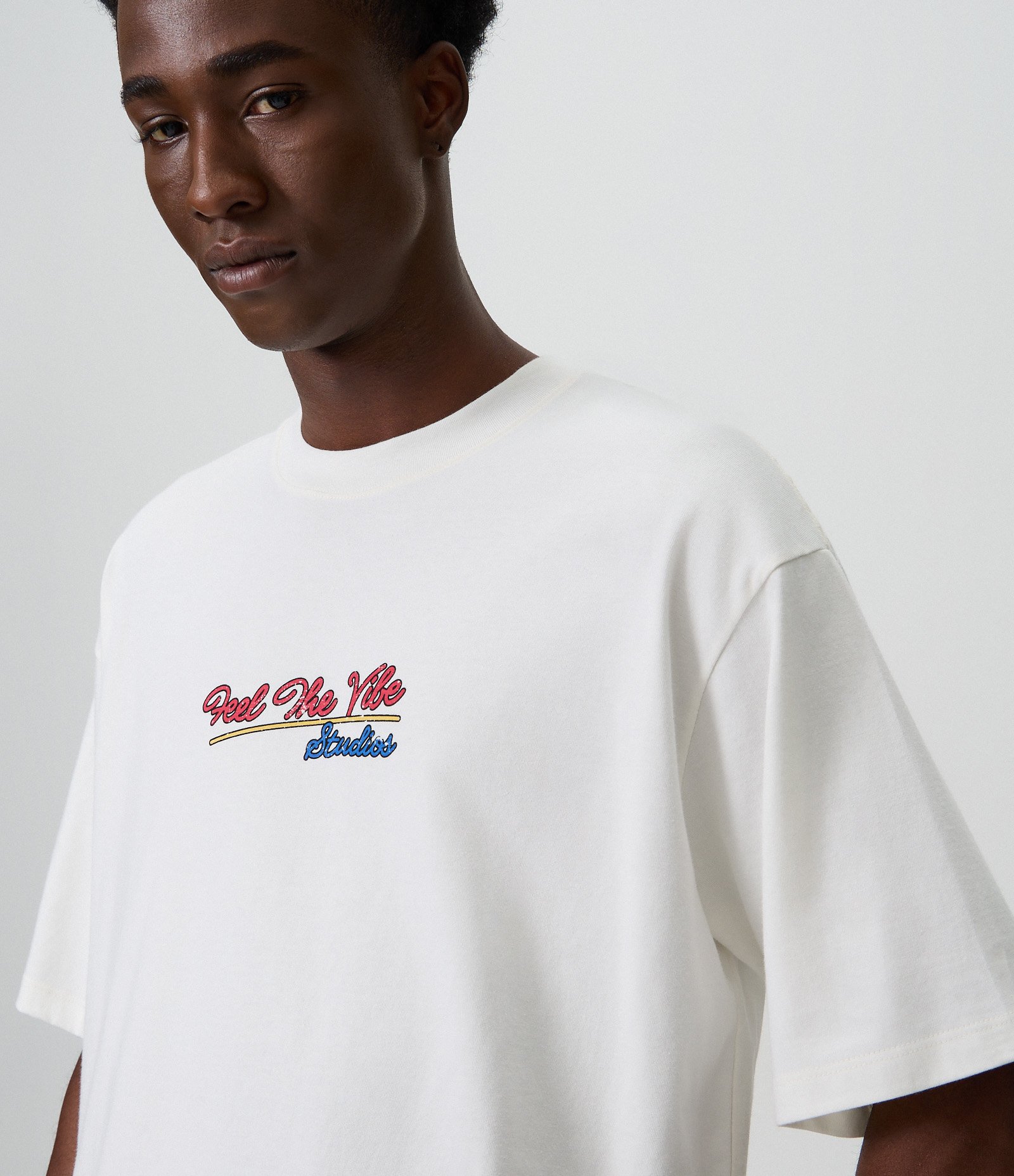 Camiseta Boxy em Algodão com Lettering Music Branco 3