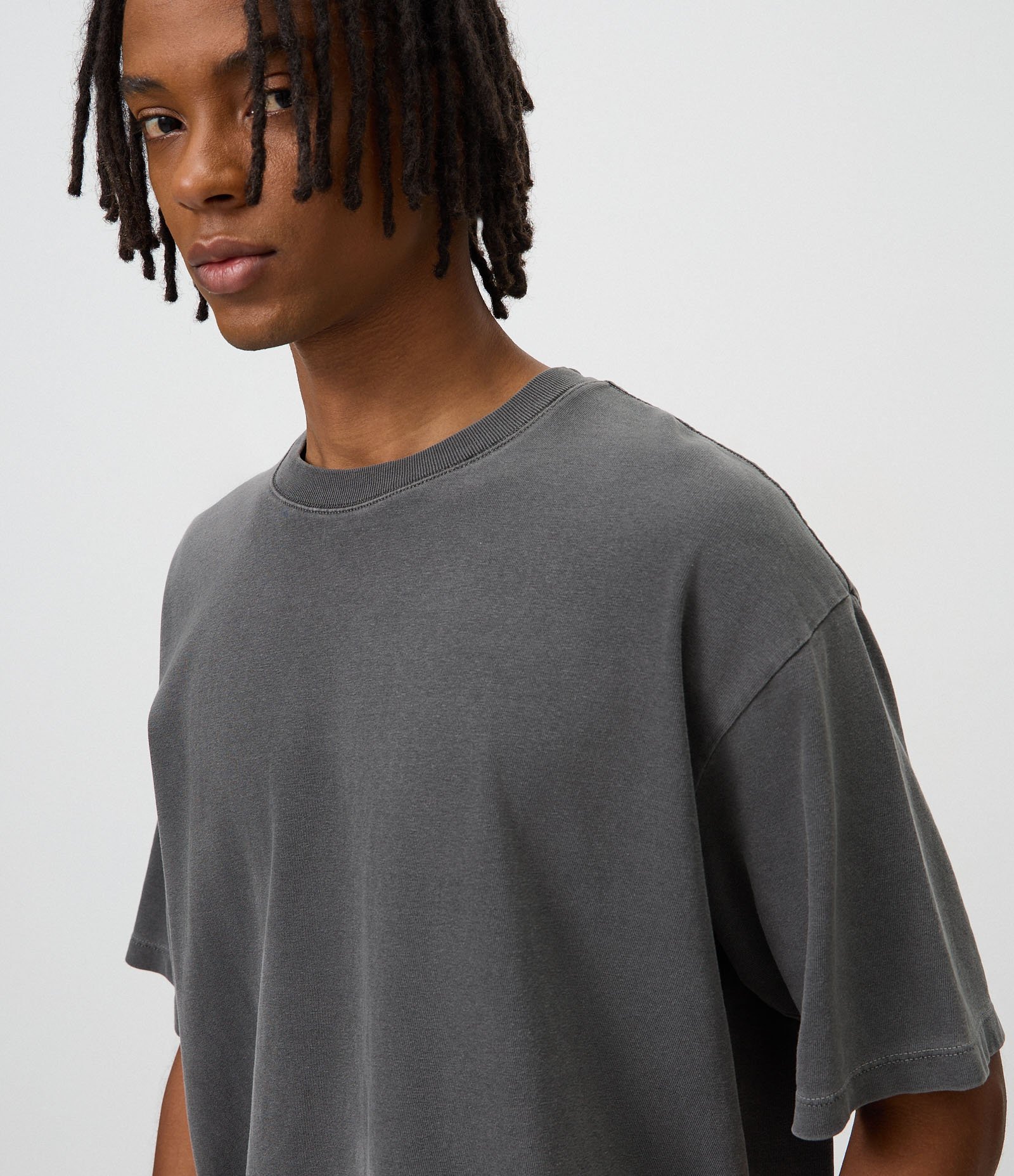 Camiseta Boxy em Algodão Básica Preto 4