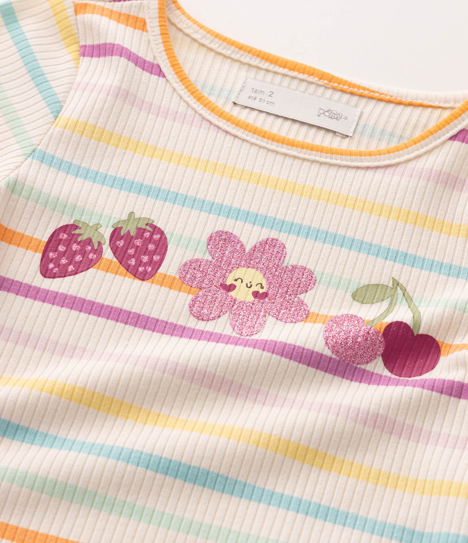 Camiseta Infantil com Morangos e Florzinhas - Tam 1 a 6 Anos Branco 7