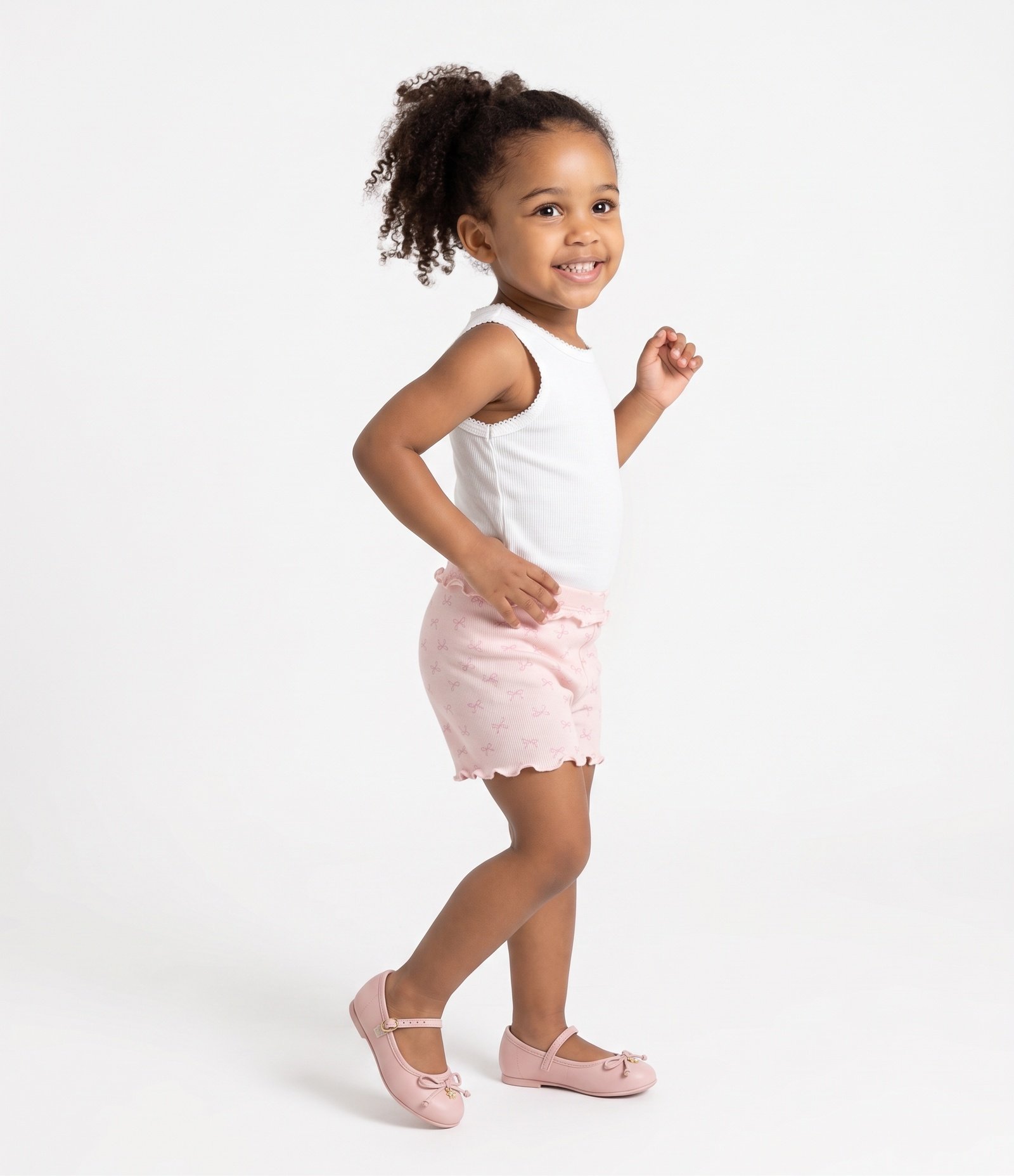 Short Infantil Ribana table em rib com frufru na barra e babadinho no cós Lacos 1-5-6 Rosa 2