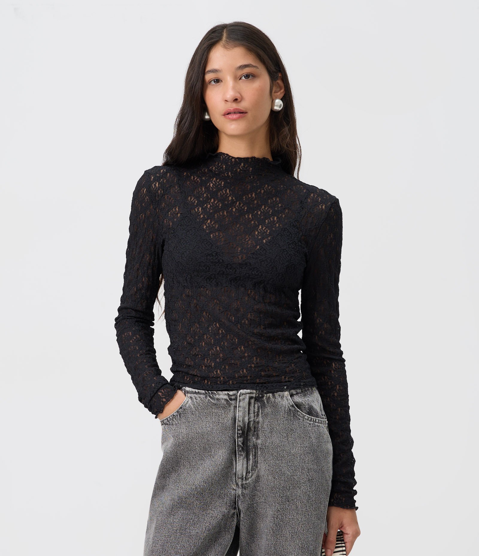 Blusa Segunda Pele em Renda Floral com Gola Alta Preto 1