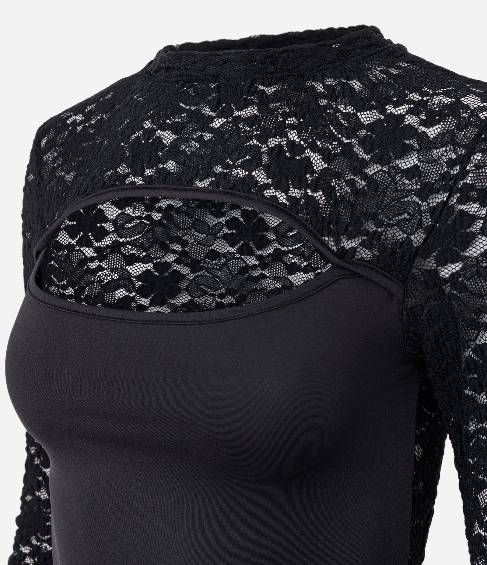 Blusa em Renda com Recorte Vazado e Manga Sino Preto 4