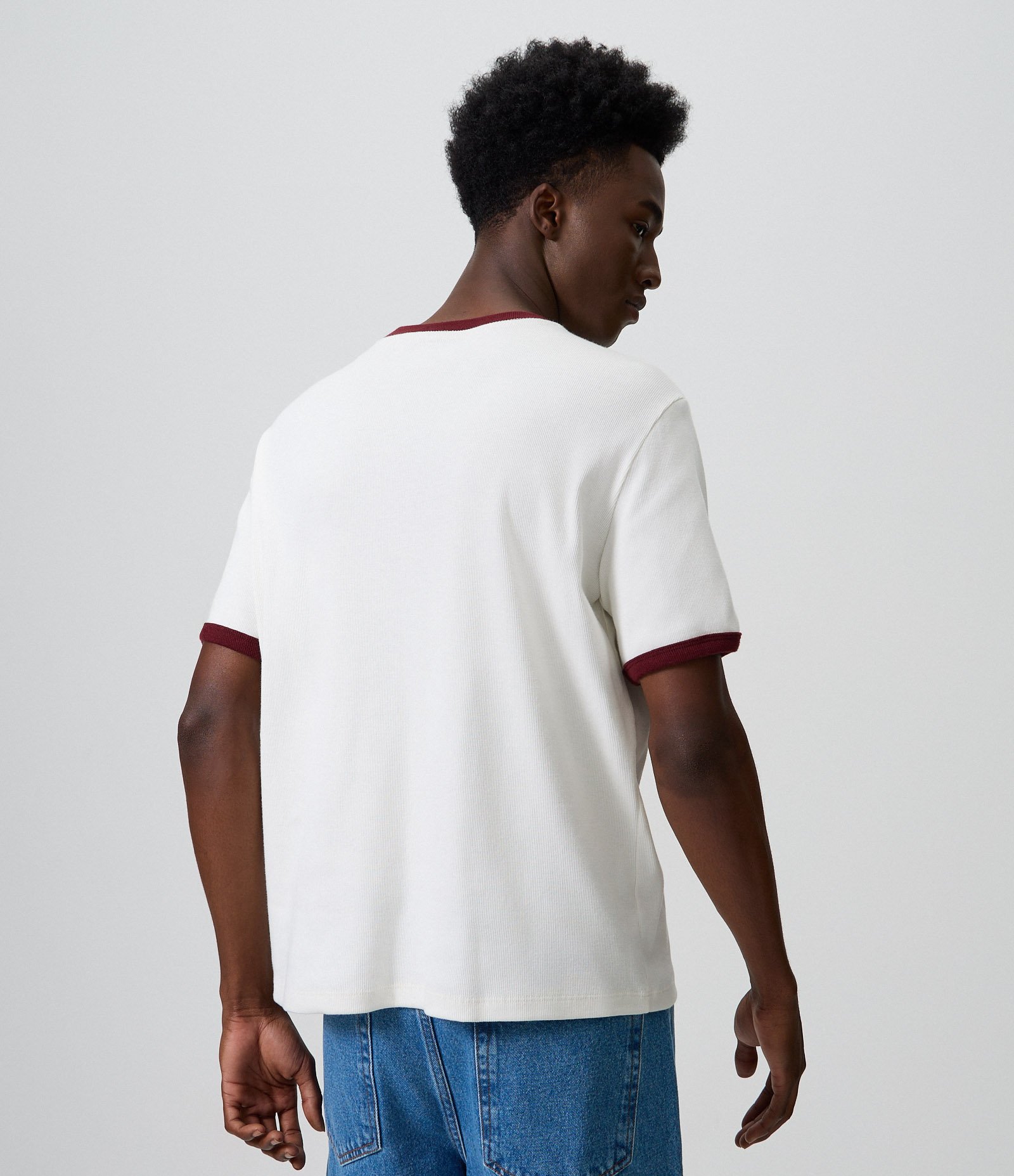 Camiseta Regular em Algodão Canelado com Ribana Contrastante Branco 3