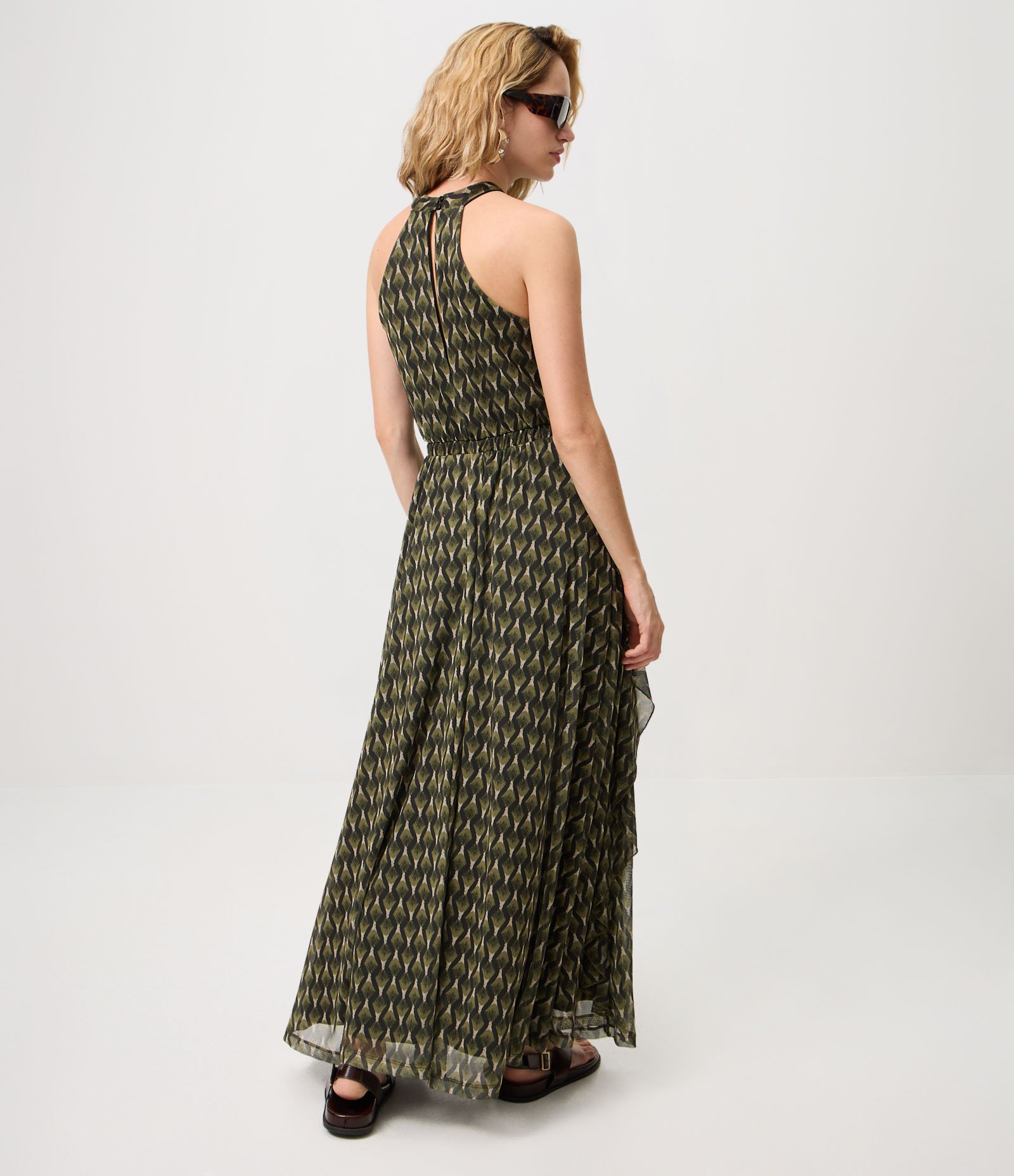 Vestido Longo em Tule com Estampa Geométrica e Babados Verde Escuro 4