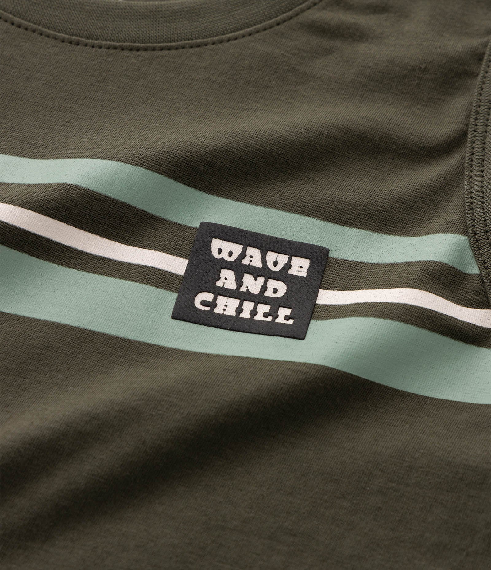 Camiseta Infantil Em Algodão Listrada com Estampa Localizada - Tam 5 a 14 Anos Verde 4