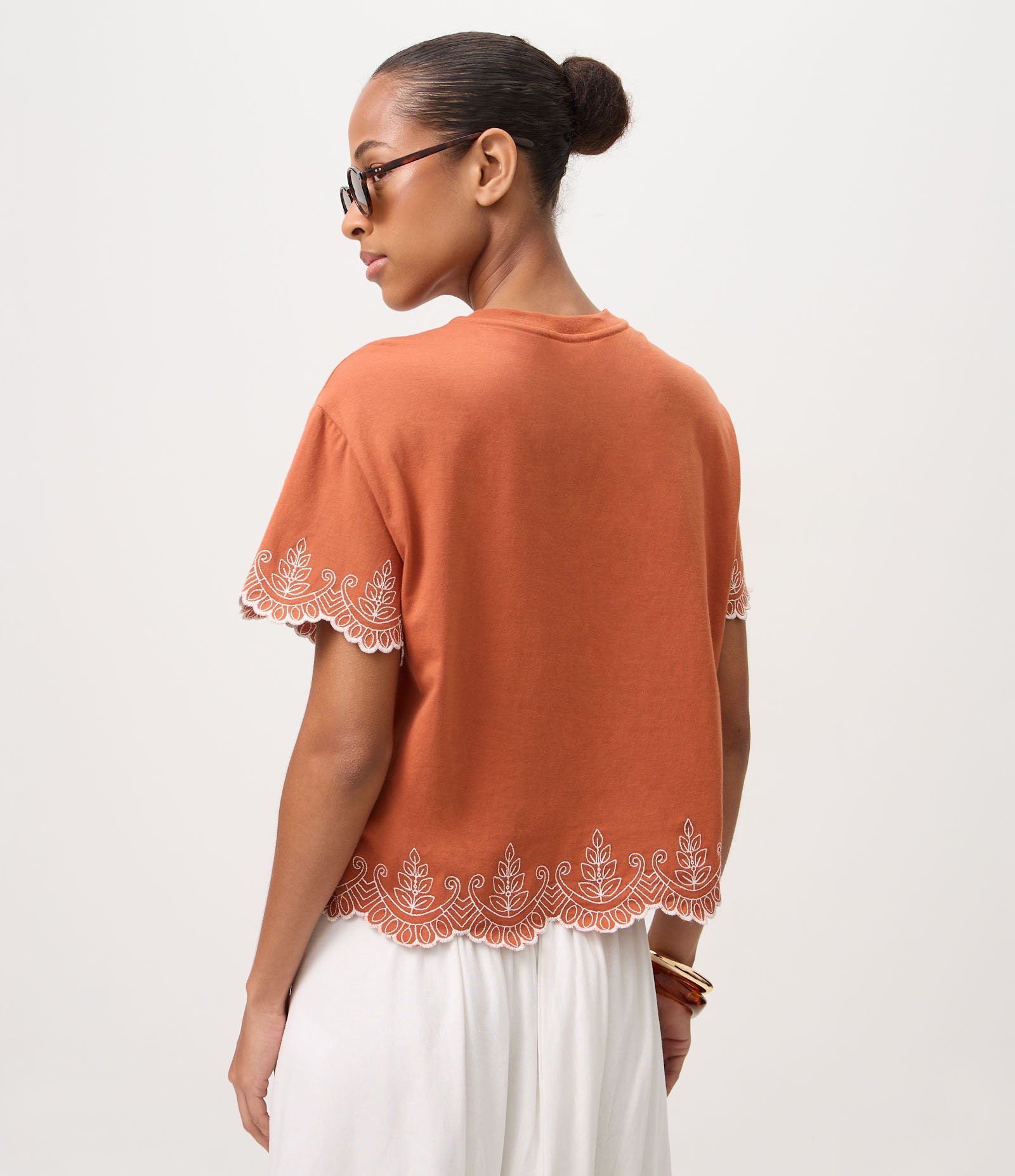 Blusa em Algodão com Bordados Arabescos Laranja 4