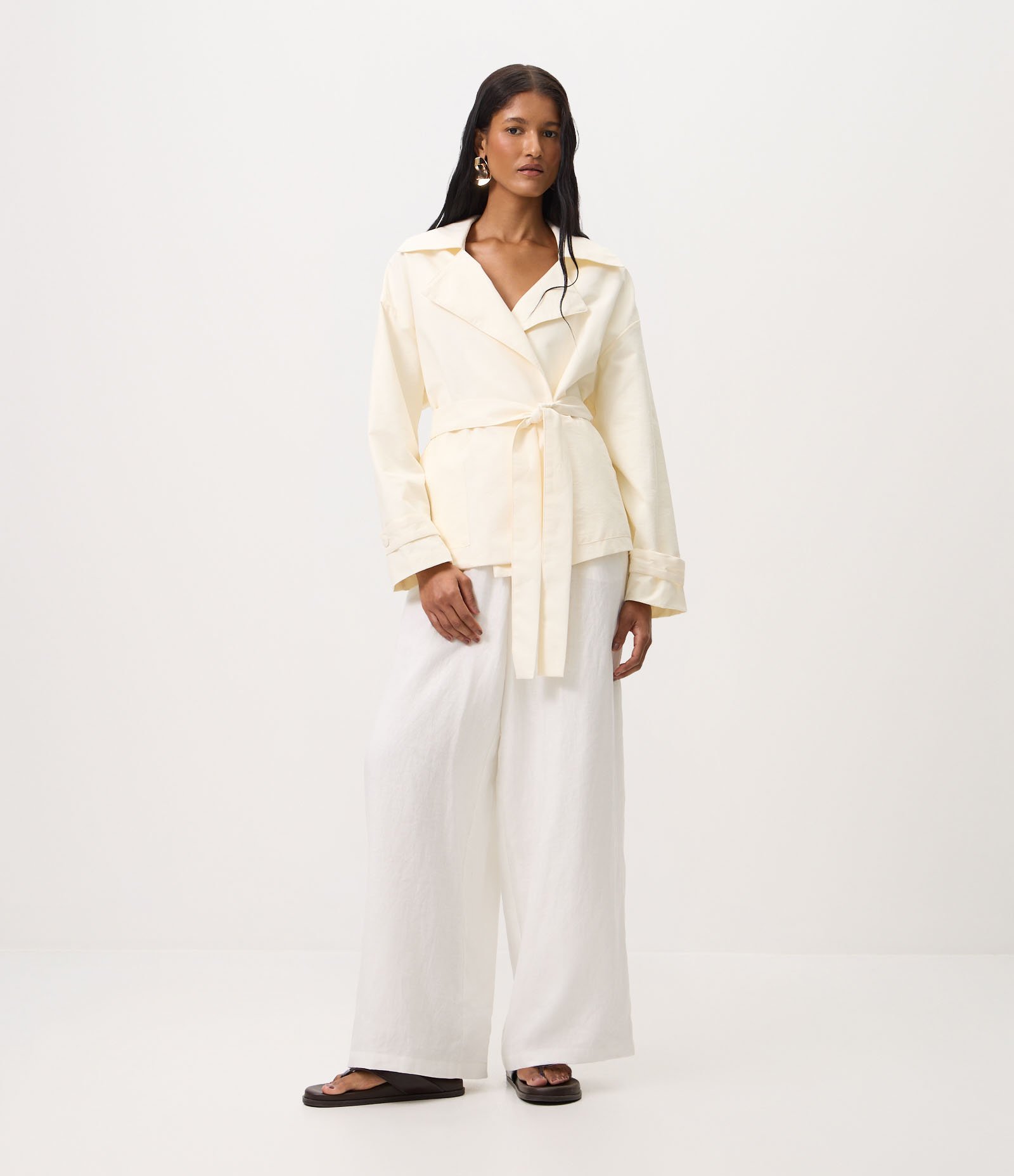 Jaqueta Leve com Gola Blazer e Faixa para Amarração Branco 2