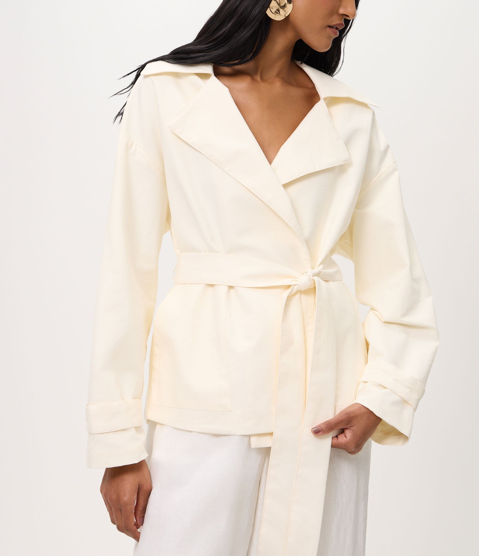 Jaqueta Leve com Gola Blazer e Faixa para Amarração Branco 3