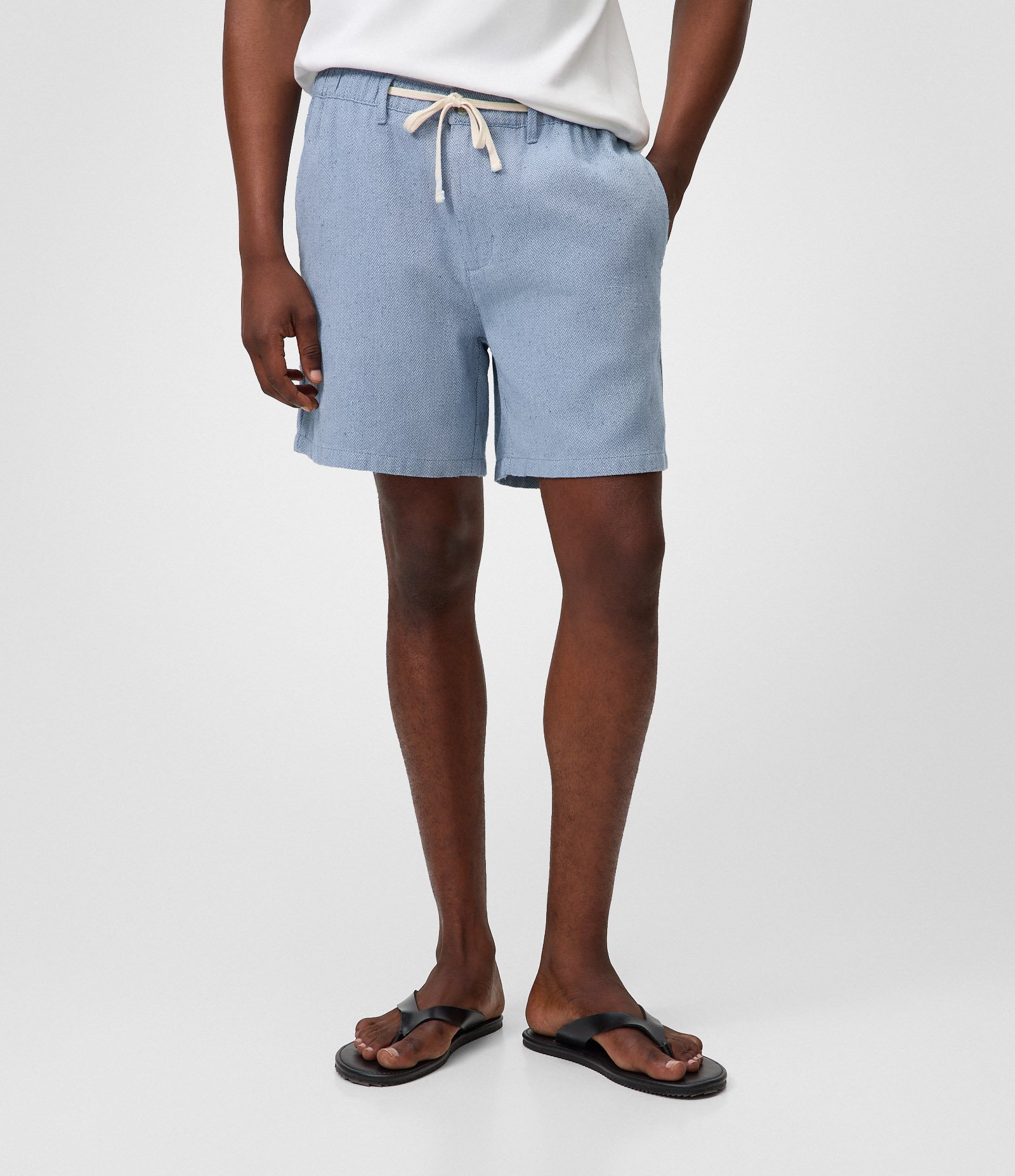 Bermuda Reta em Algodão com Espinha de Peixe Jacquard Azul 3