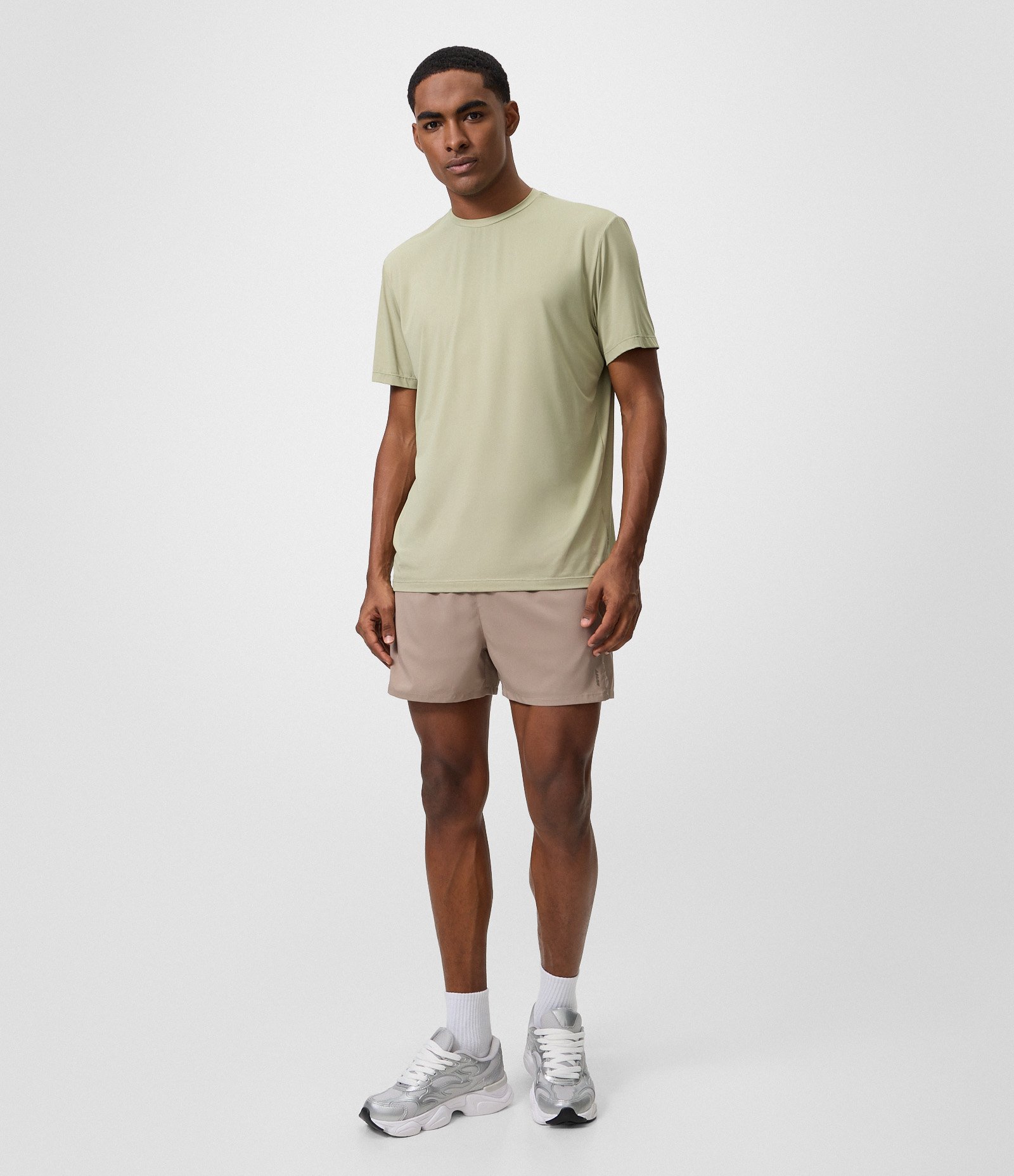 Camiseta Esportiva Dry em Poliamida com Estampa na Barra Verde 2
