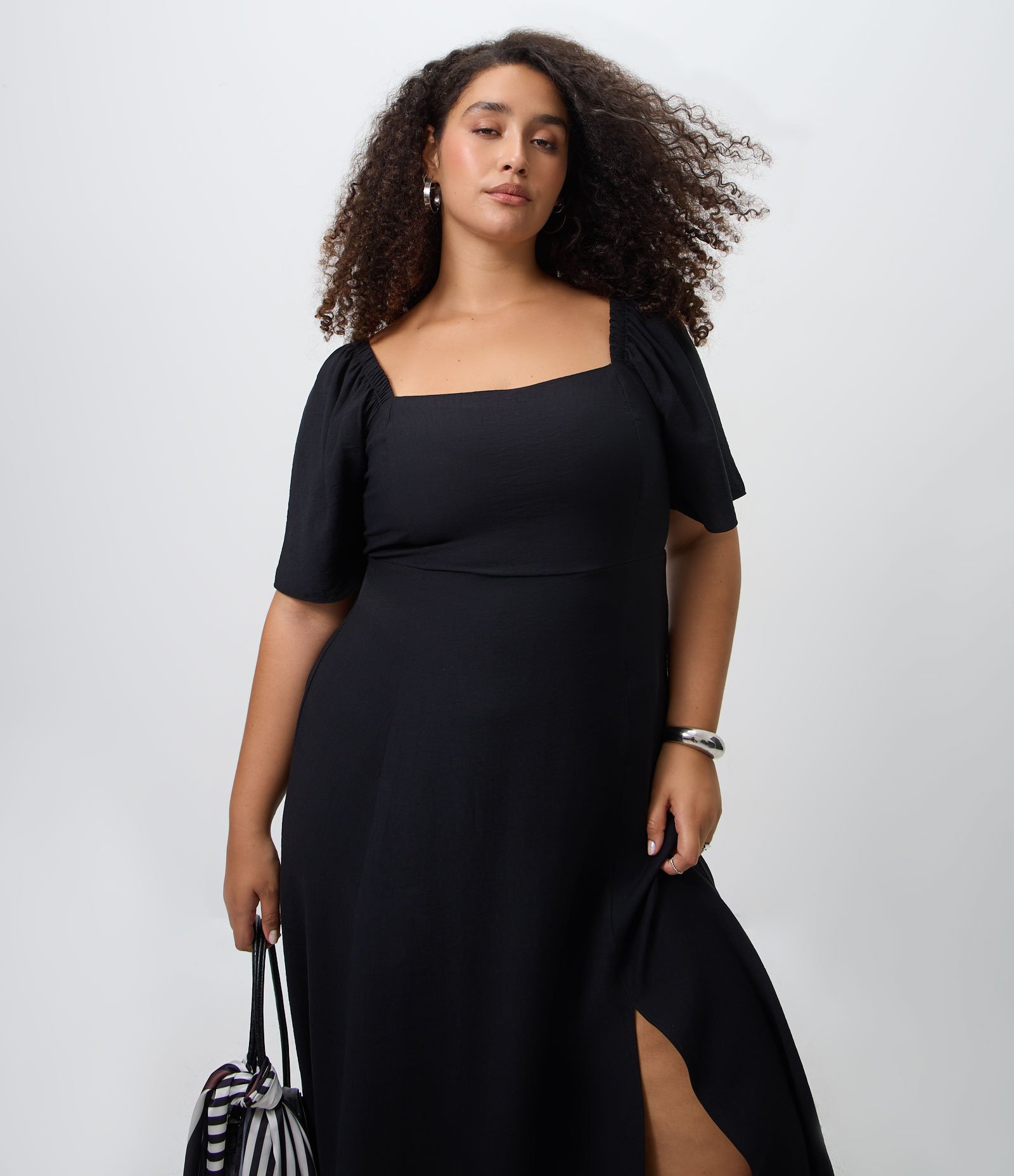 Vestido Midi em Crepe com Decote Quadrado Curve & Plus Size Preto 2