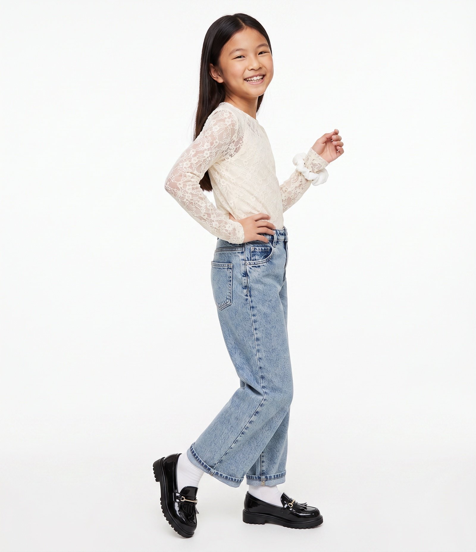 Blusa Infantil em Renda com Manga Longa - Tam 5 a 16 Anos Bege 2