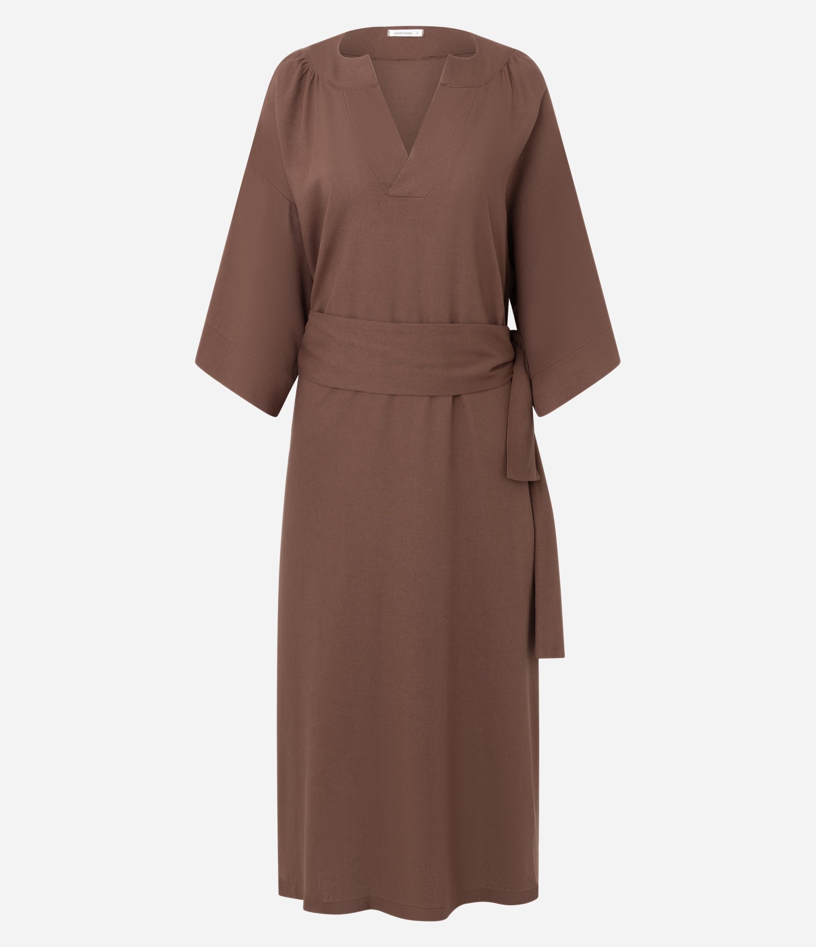Vestido Kimono em Viscolinho com Faixa para Amarração e Mangas Amplas Marrom 1