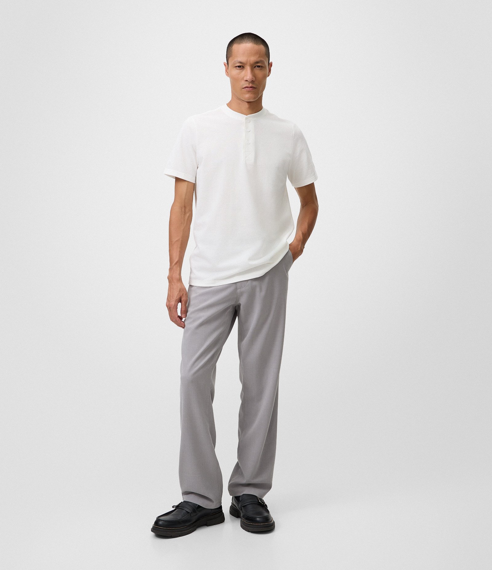 Camiseta Slim com Gola Henley e Textura Piquet Branco 2