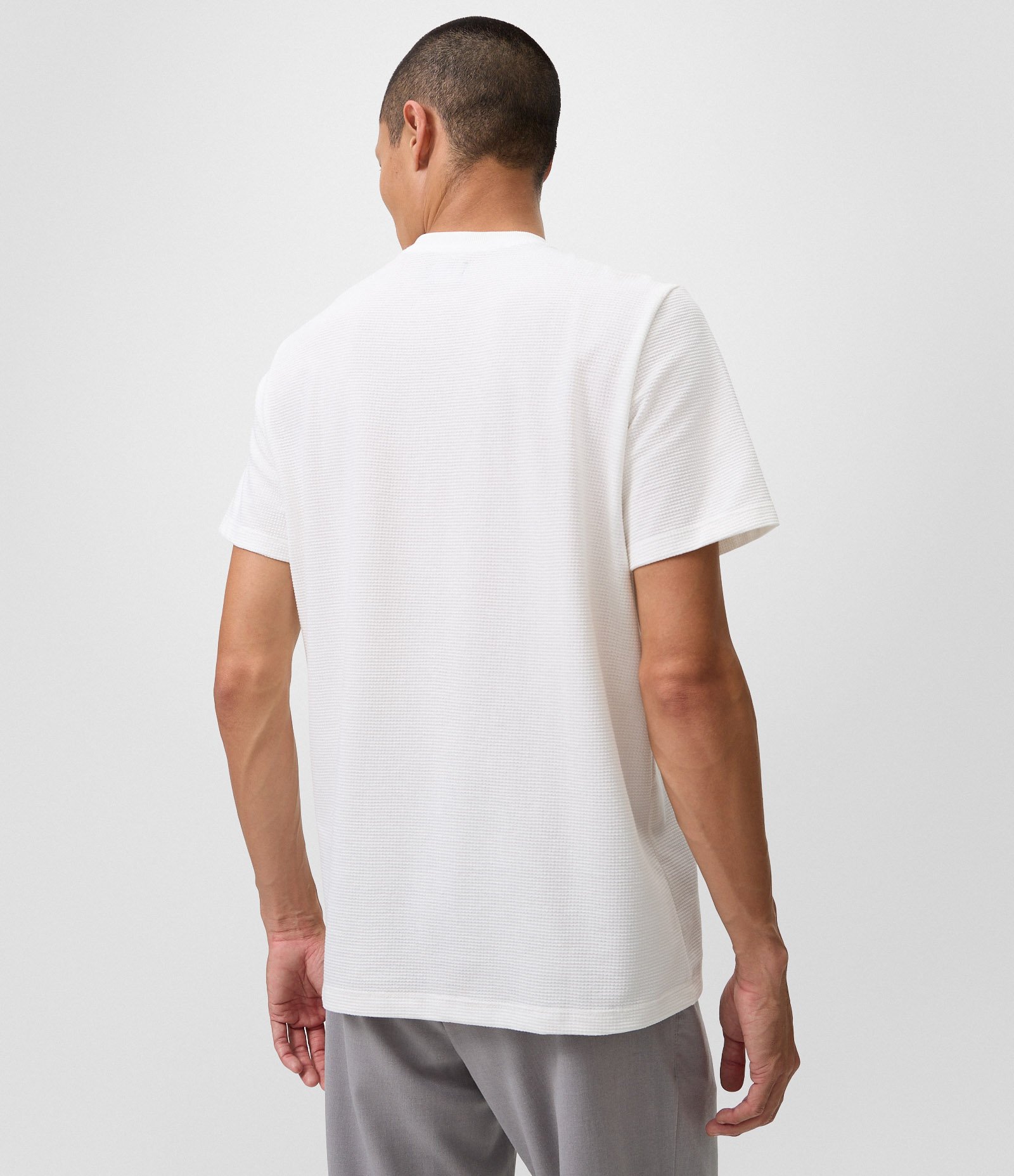 Camiseta Slim com Gola Henley e Textura Piquet Branco 3