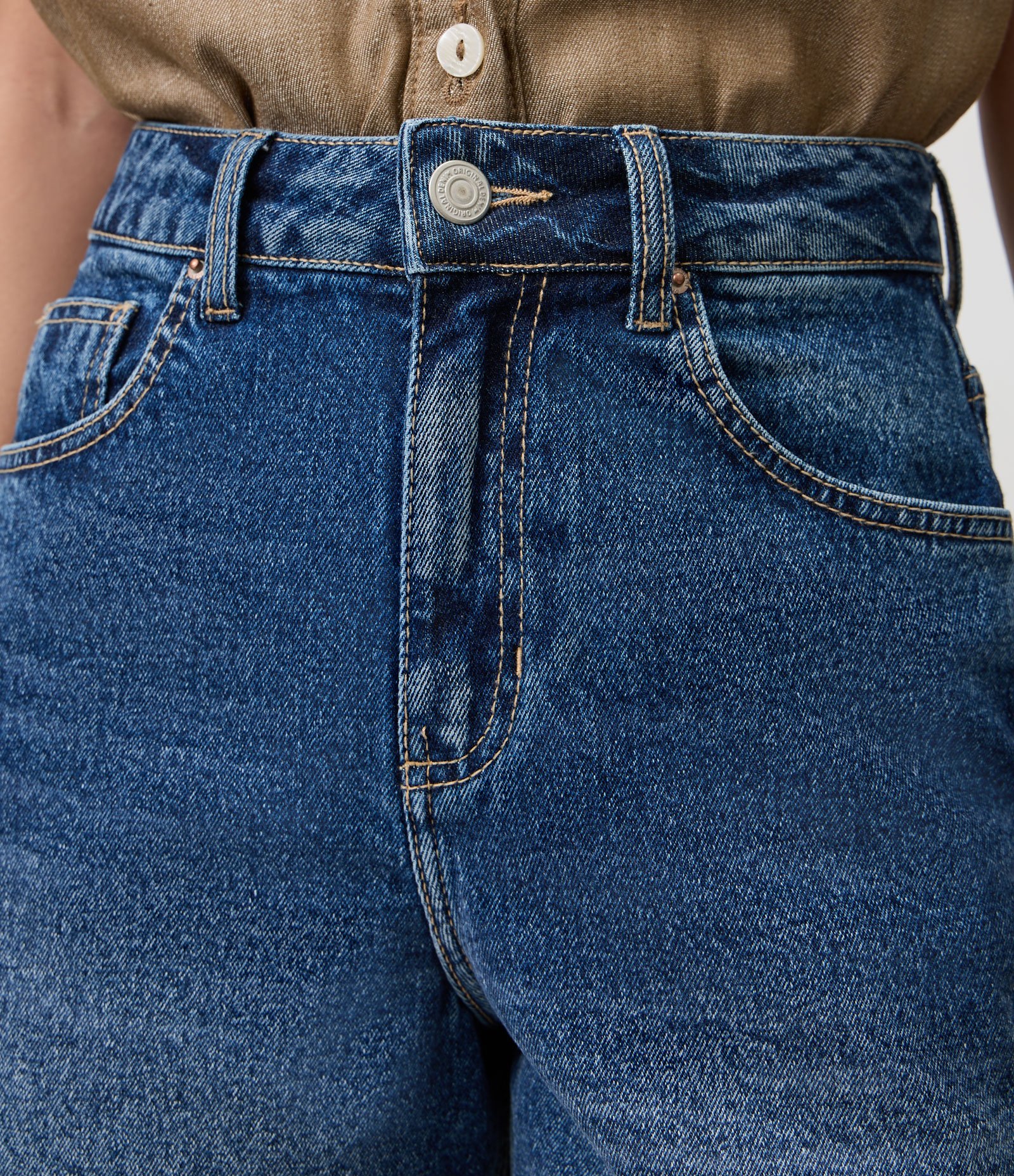 Short Midi em Jeans Premium Azul Médio 4