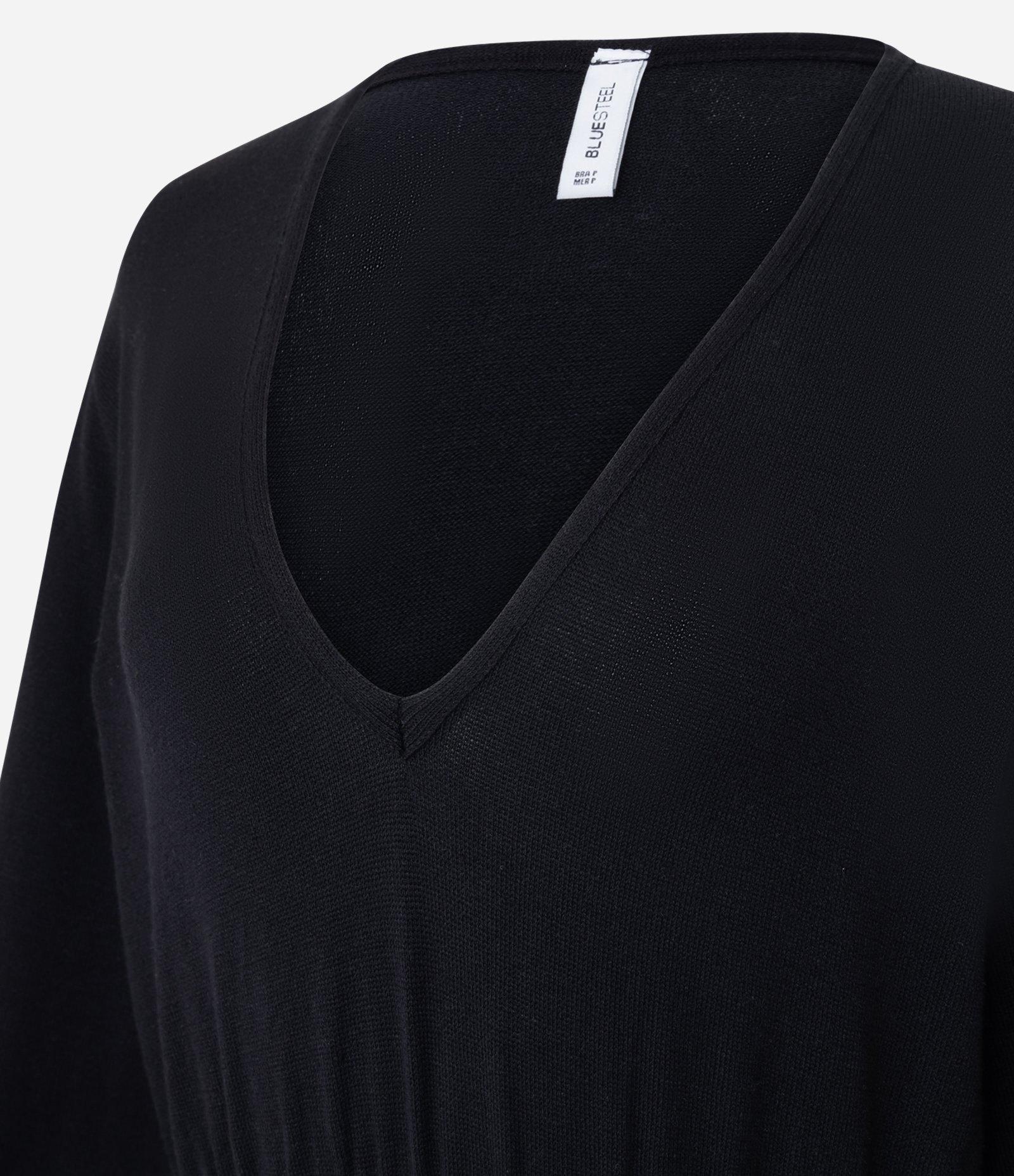 Blusa em Tricô com Decote V Profundo Preto 6