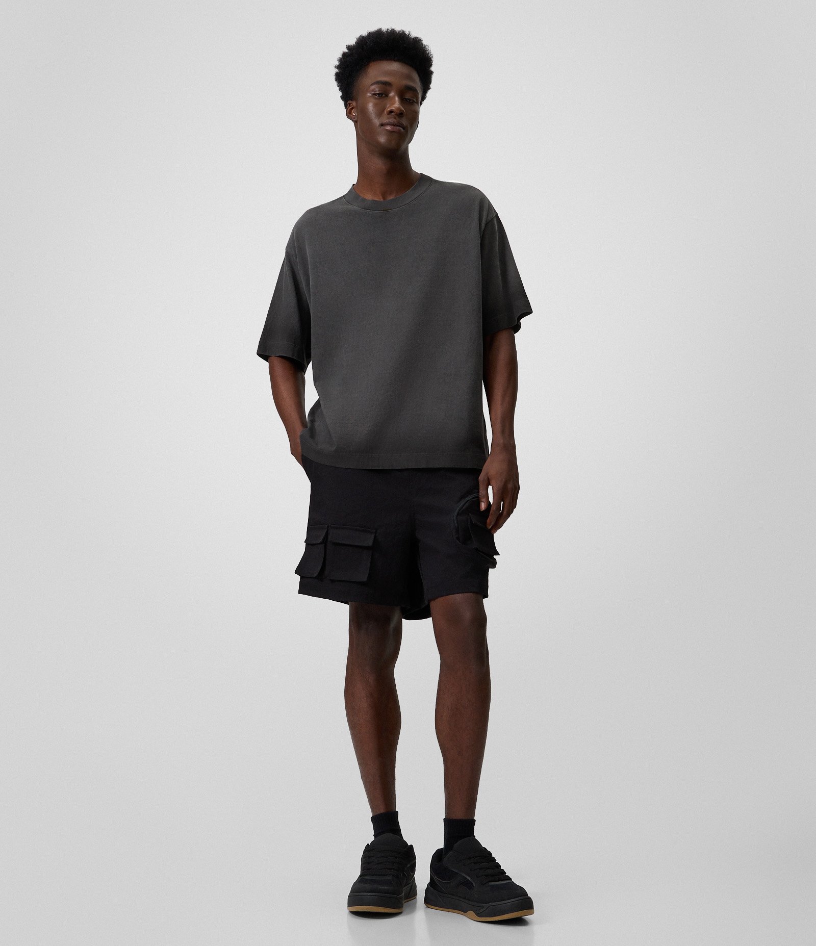 Camiseta Boxy em Algodão com Efeito Spray Preto 2