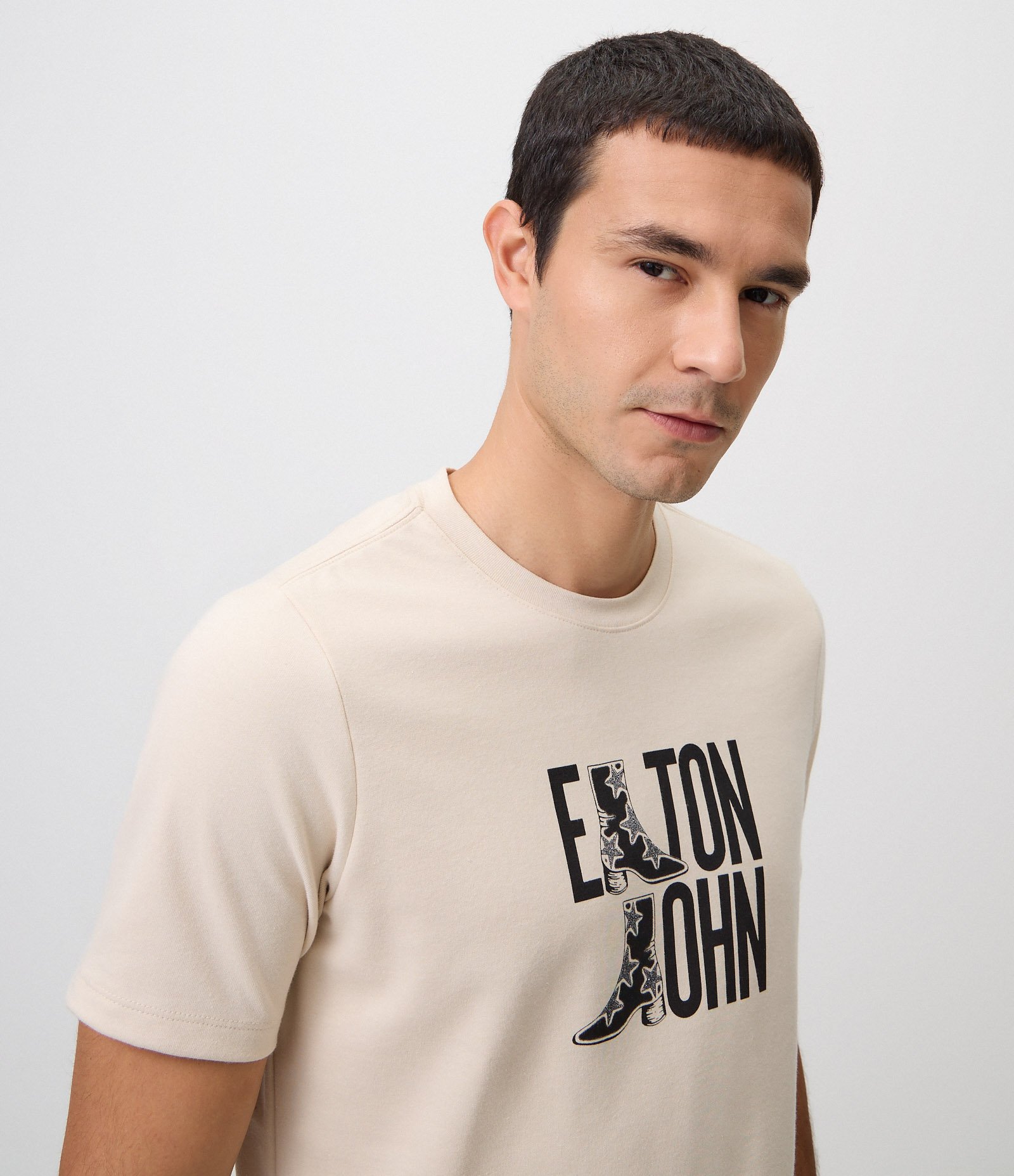 Camiseta Slim com Lettering Elton John e Detalhes em Glitter Bege 5