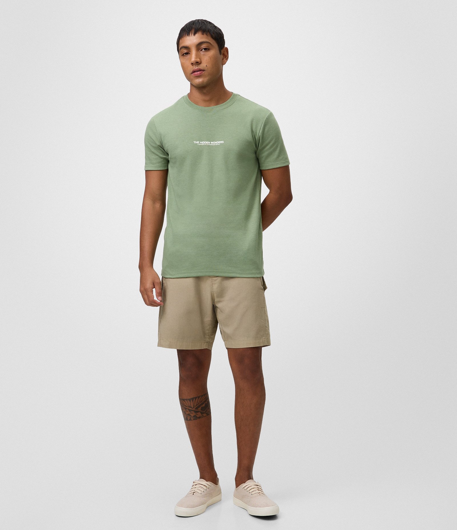 Camiseta Comfort com Lettering Hidden Wonders Outdoor Verde 2