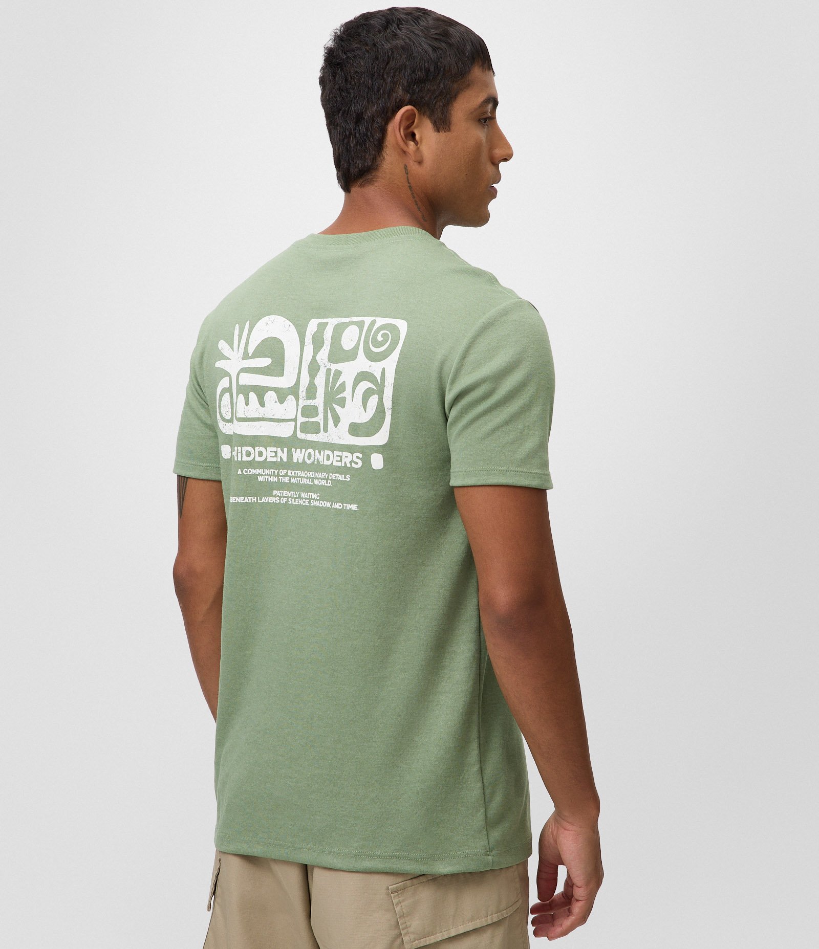 Camiseta Comfort com Lettering Hidden Wonders Outdoor Verde 3