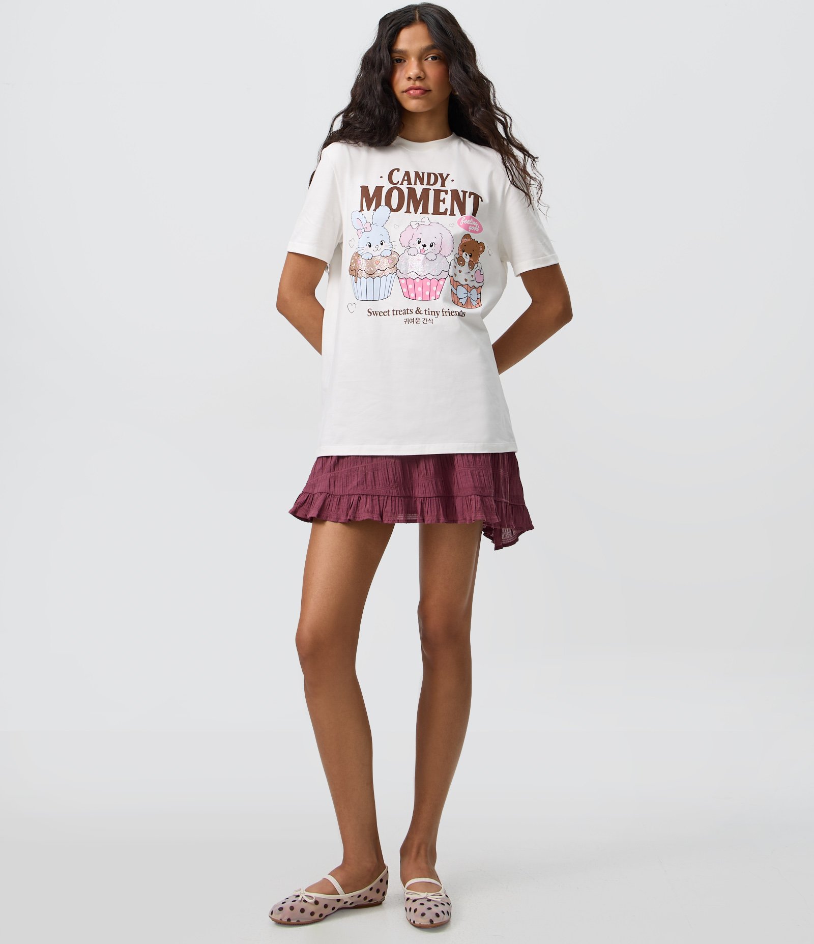 Camiseta em Algodão com Estampa de Animais e Docinhos com Lettering Branco 1