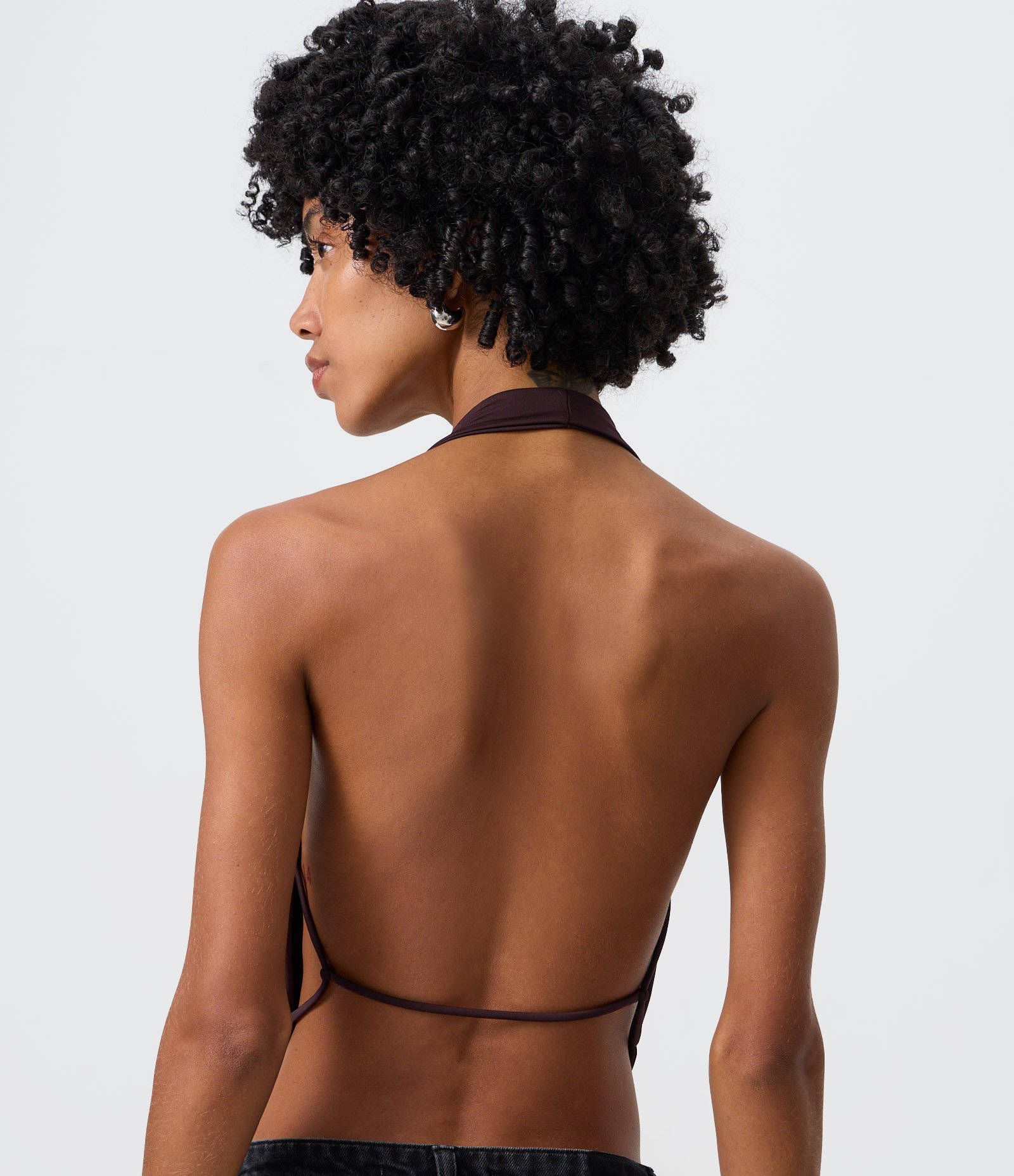Blusa Frente Única em Malha com Decote Degagê Marrom 4