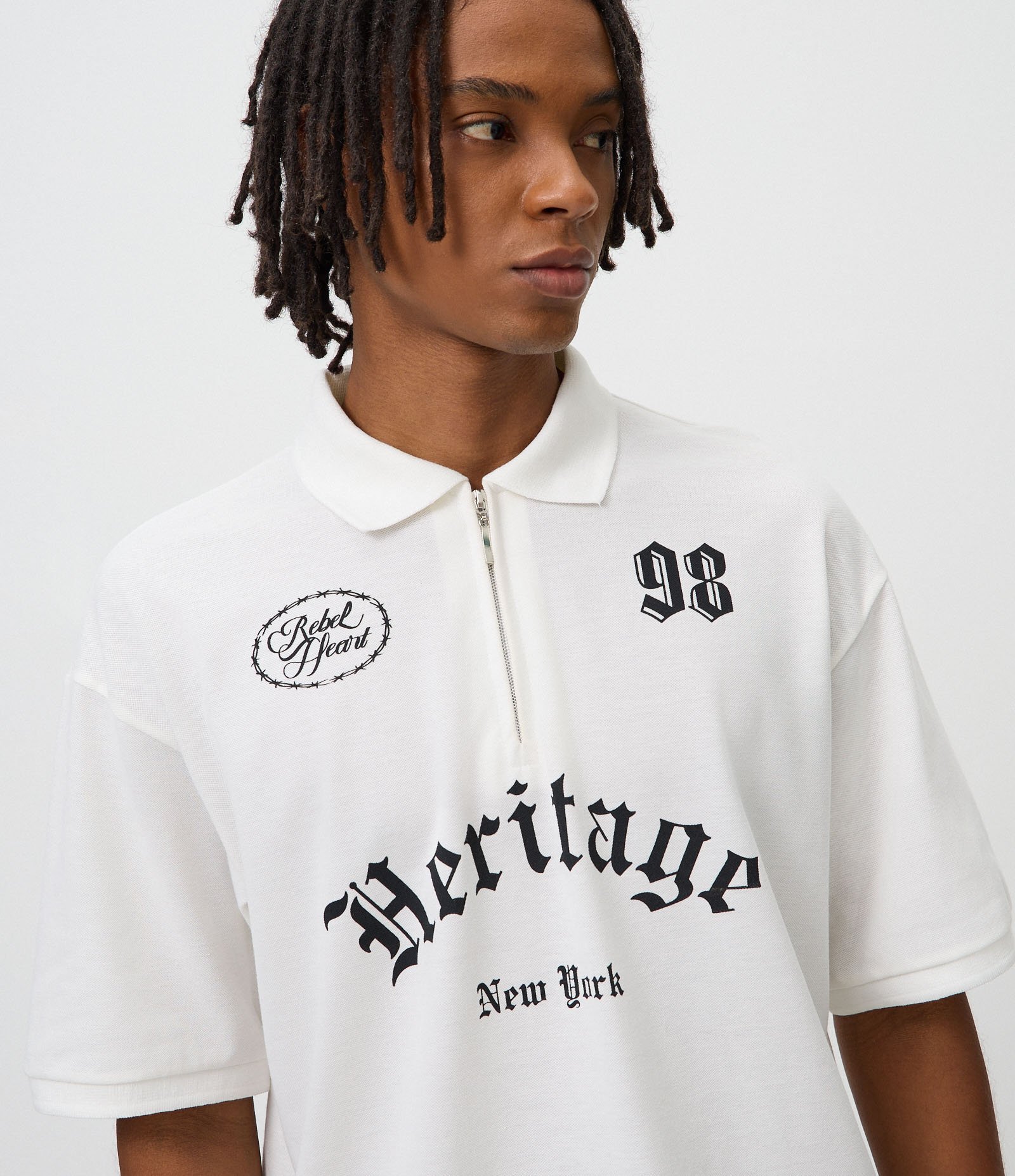 Camiseta Boxy em Piquet com Lettering Heritage com Zíper e Gola Polo Branco 4