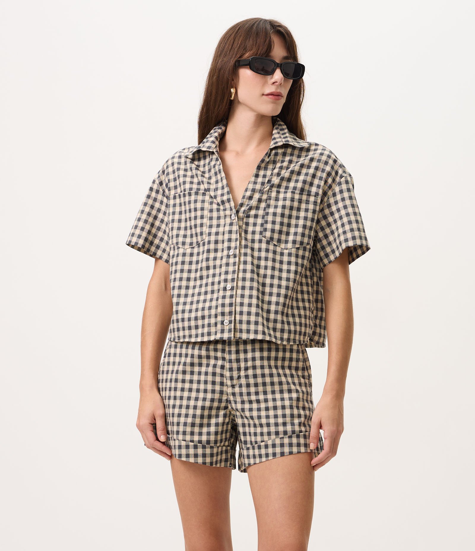 Short Evasê em Sarja com Estampa Xadrez Vichy Cinza 2