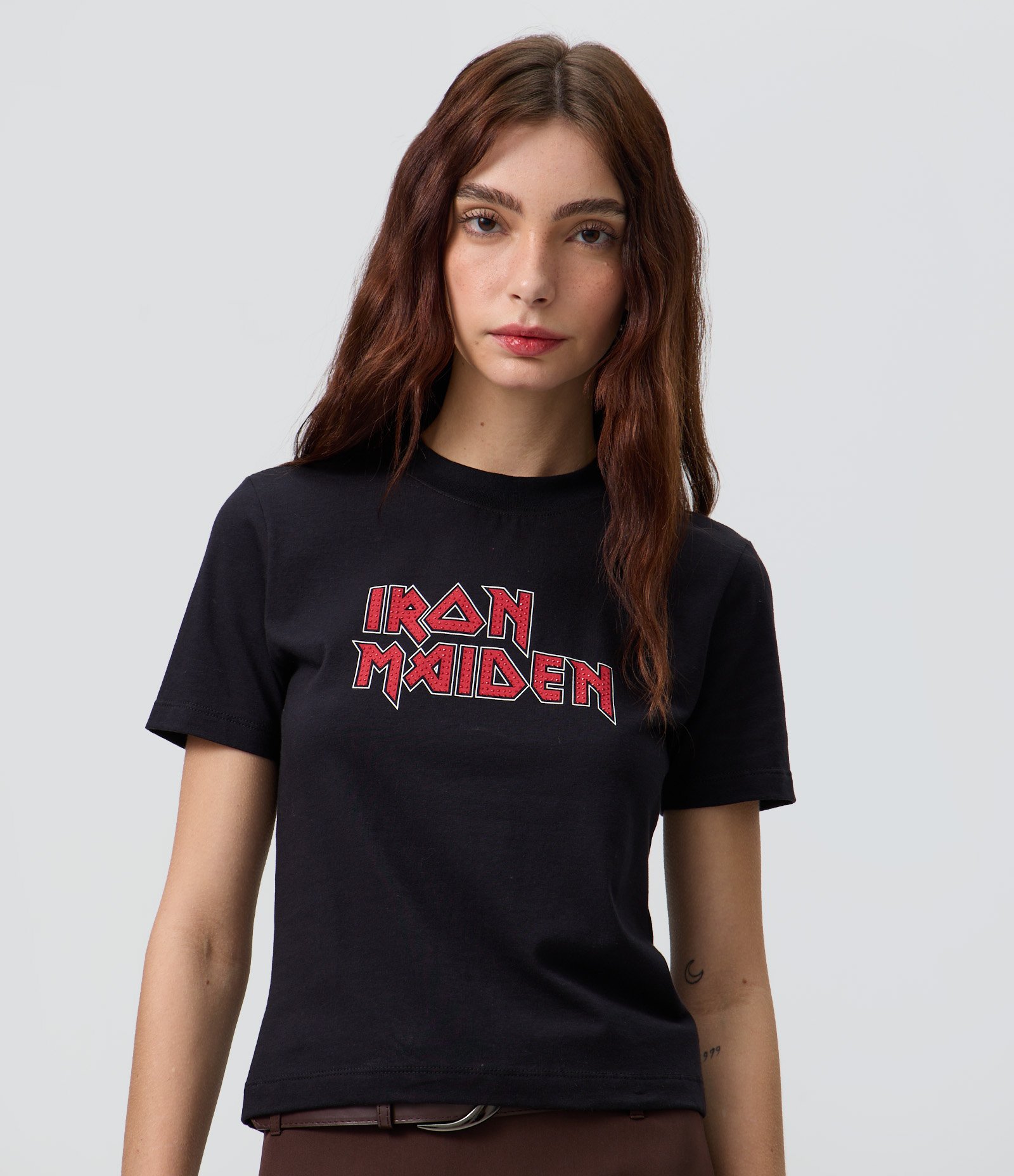 Camiseta Justinha com Estampa Iron Maiden Preto 1