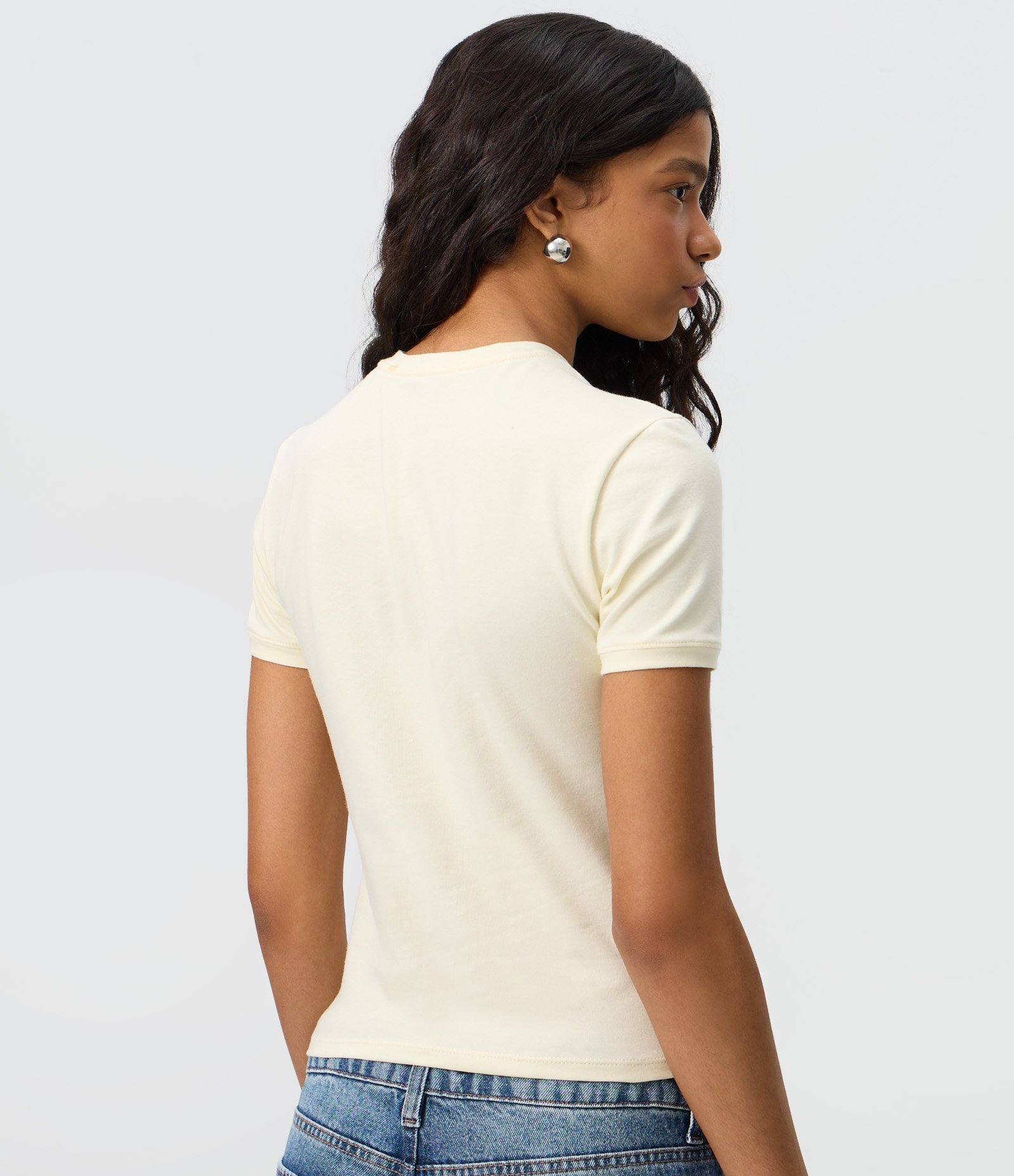 Camiseta New T-Shirt com Lettering Polly Pocket com Aplicação Amarelo 4