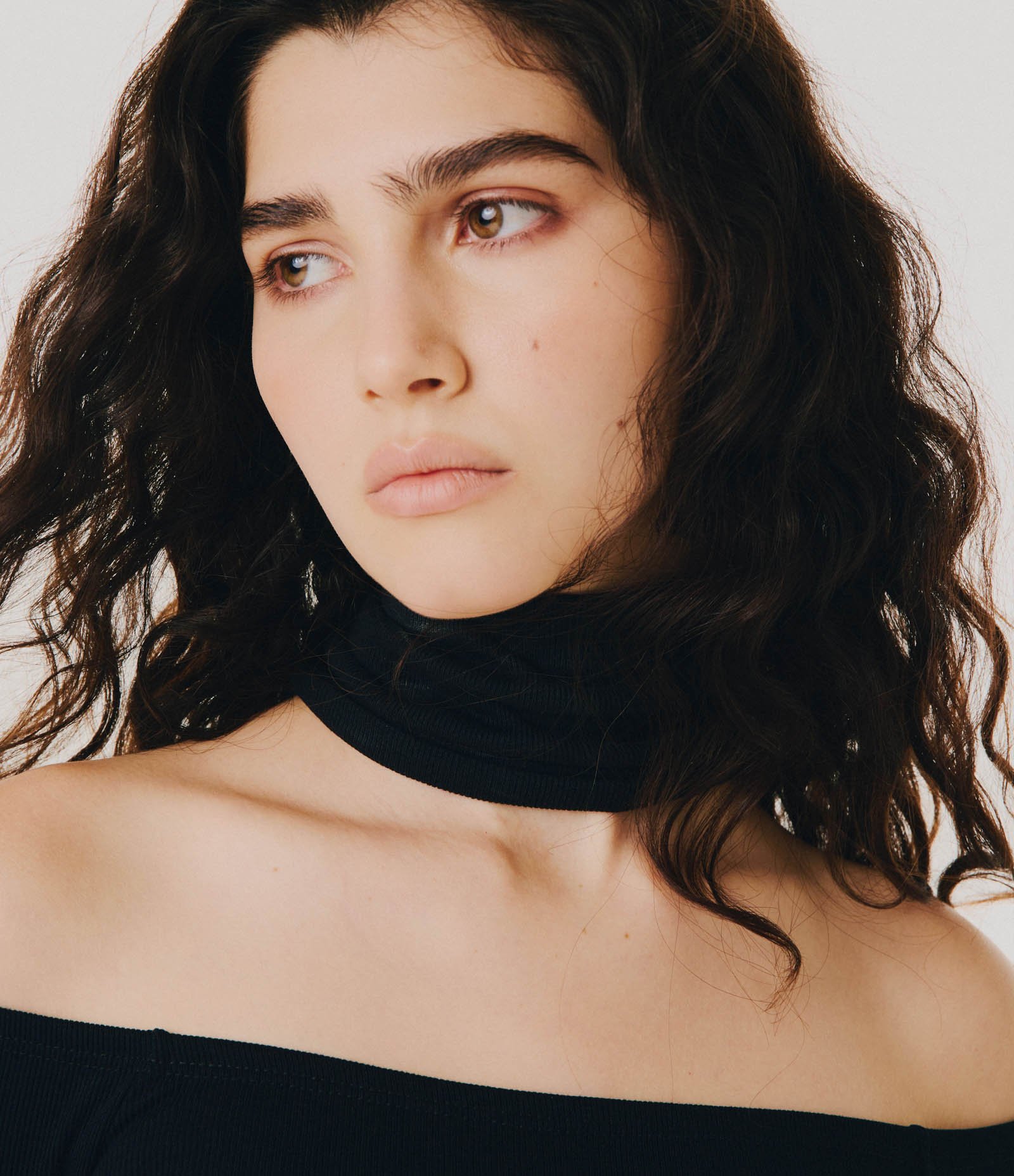 Blusa Ombro a Ombro em Ribana com Gola Alta Preto 3