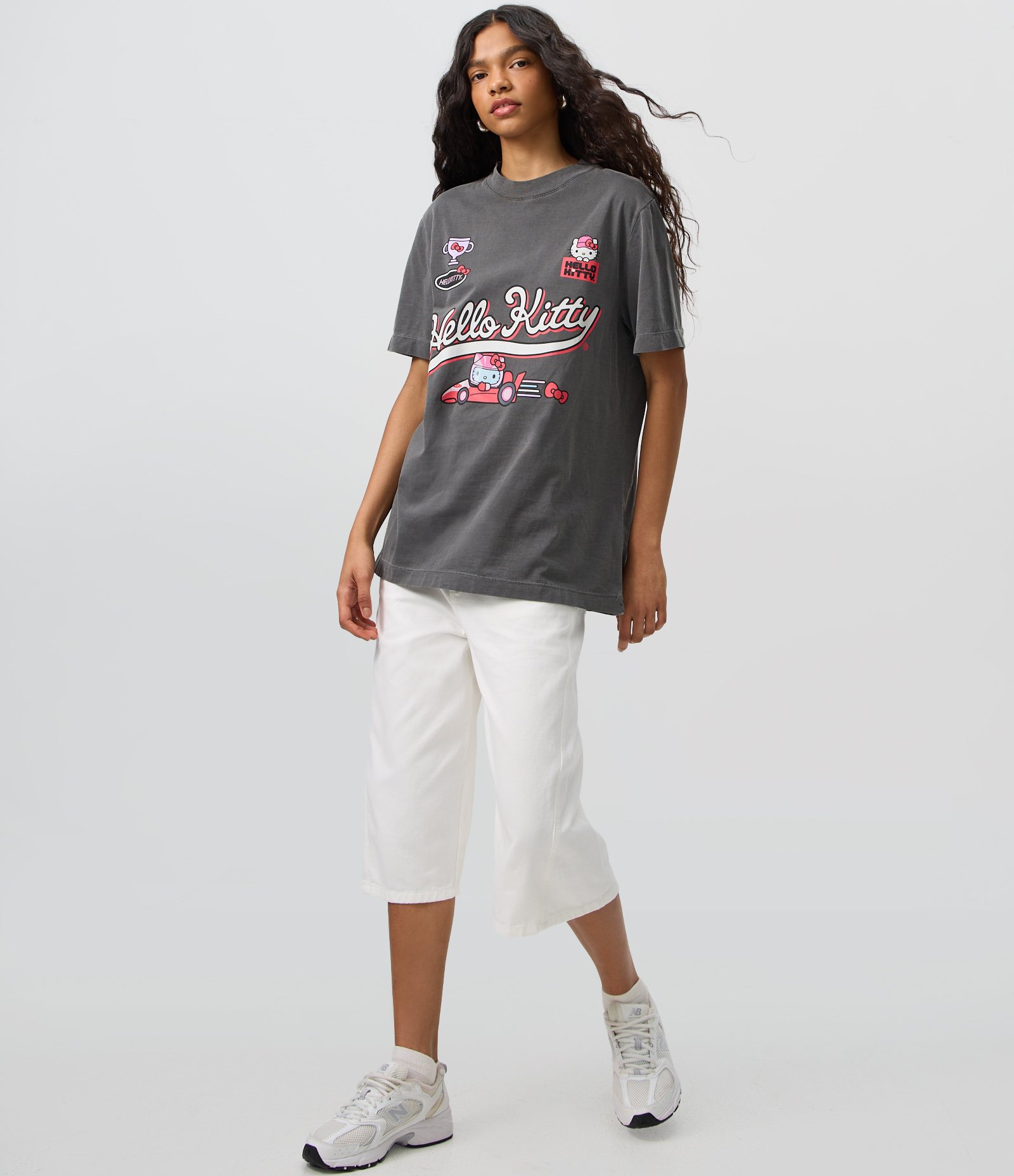 Camiseta Oversized em Algodão com Estampa Hello Kitty Preto 2